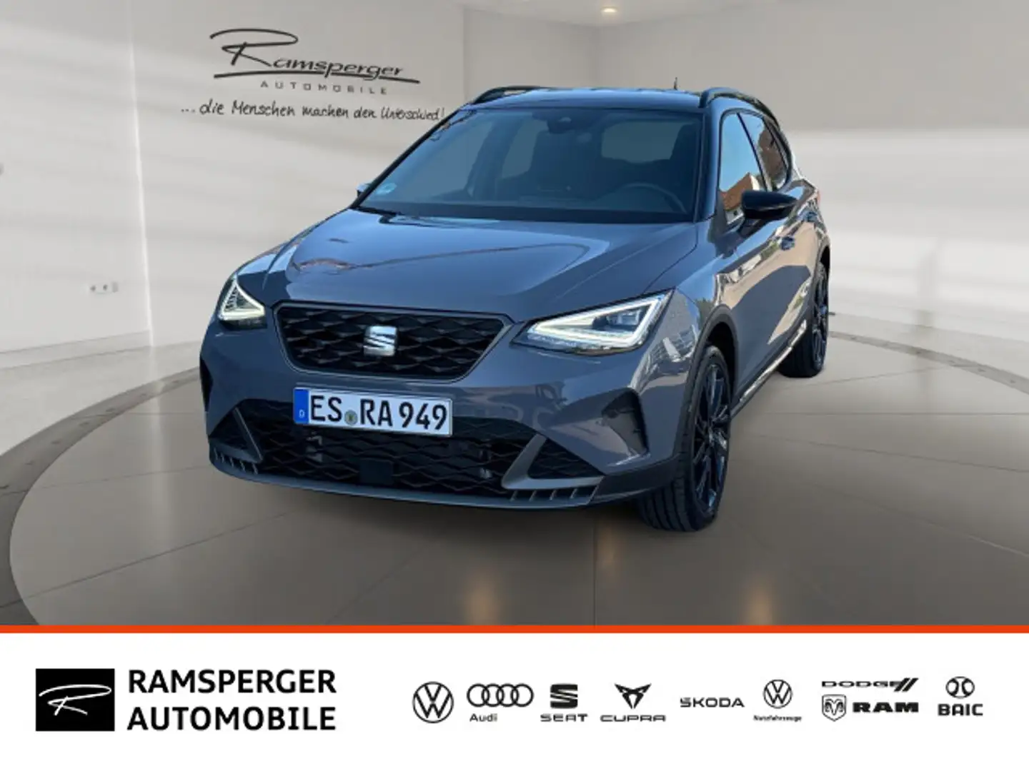 SEAT Arona FR Black Edition 1.0 TSI LED/Navi/Kamera/u Grau - 1