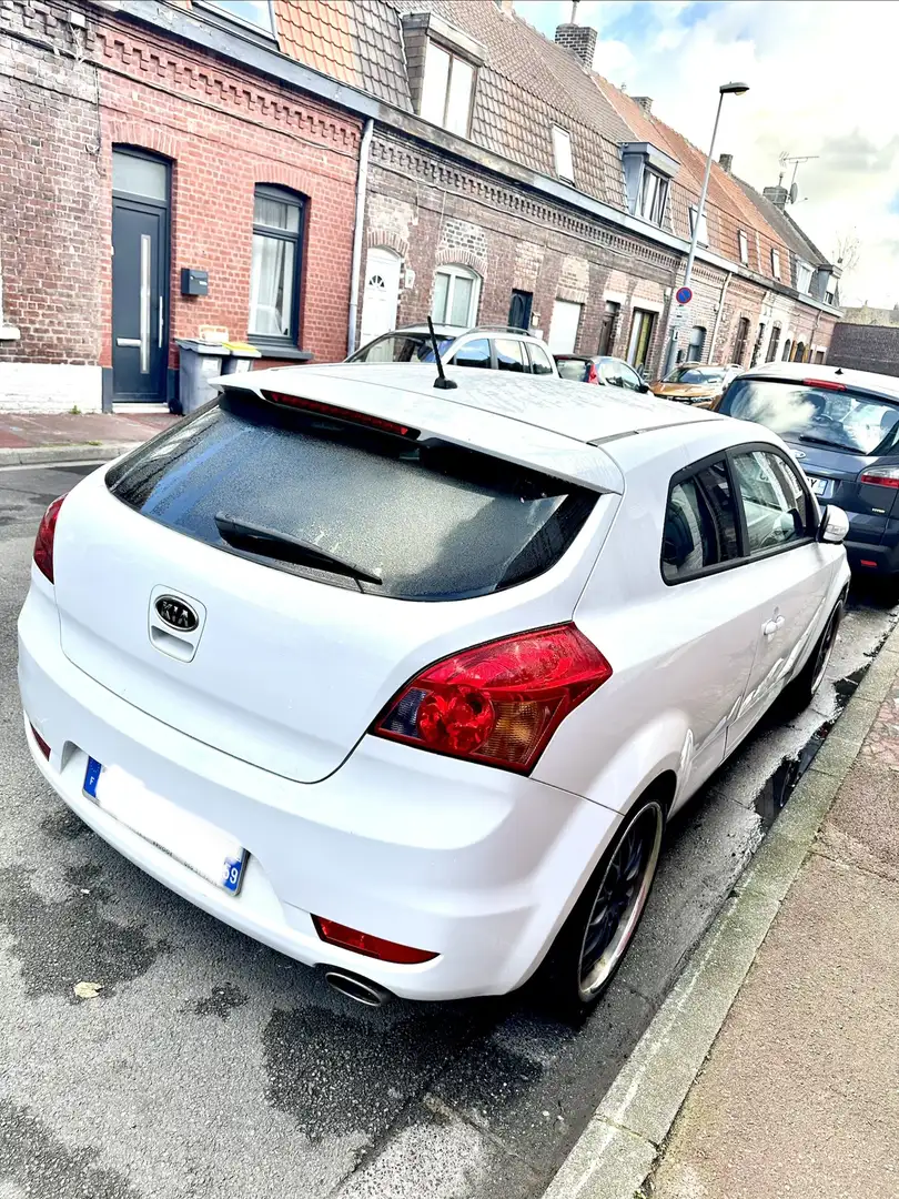 Kia Ceed / cee'd 2.0L CRDi 140 Sport - 1