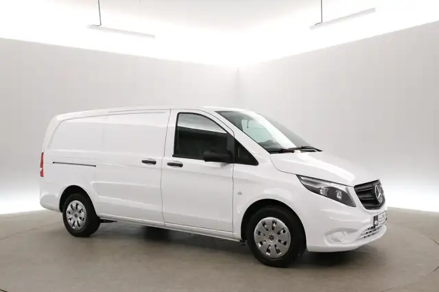 Mercedes-Benz Vito view 6