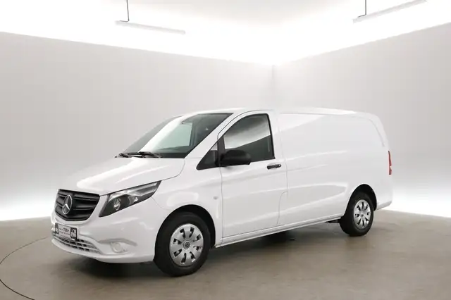 Mercedes-Benz Vito view 8