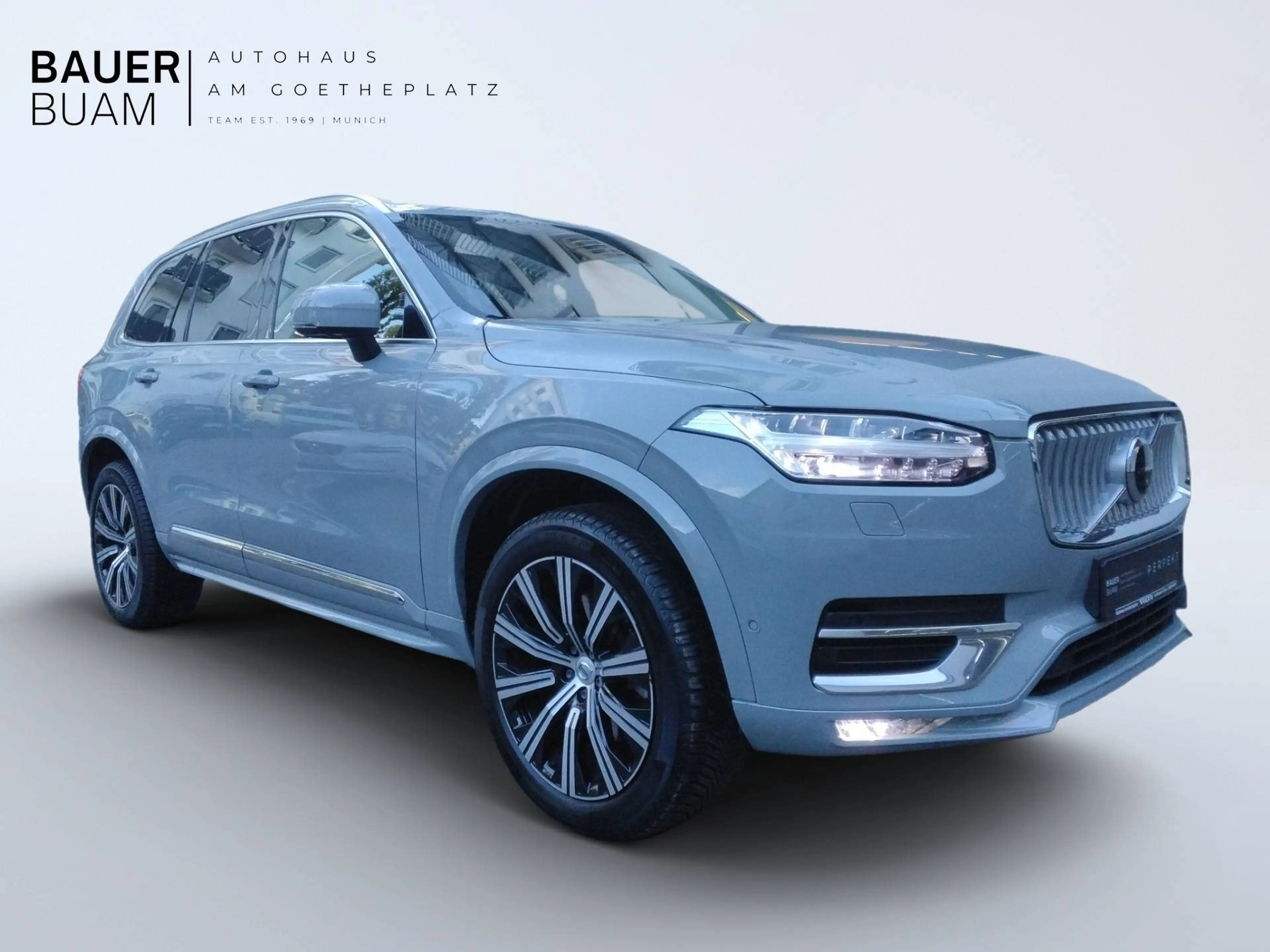 Volvo XC90 Ultimate Bright AWD — photo 2