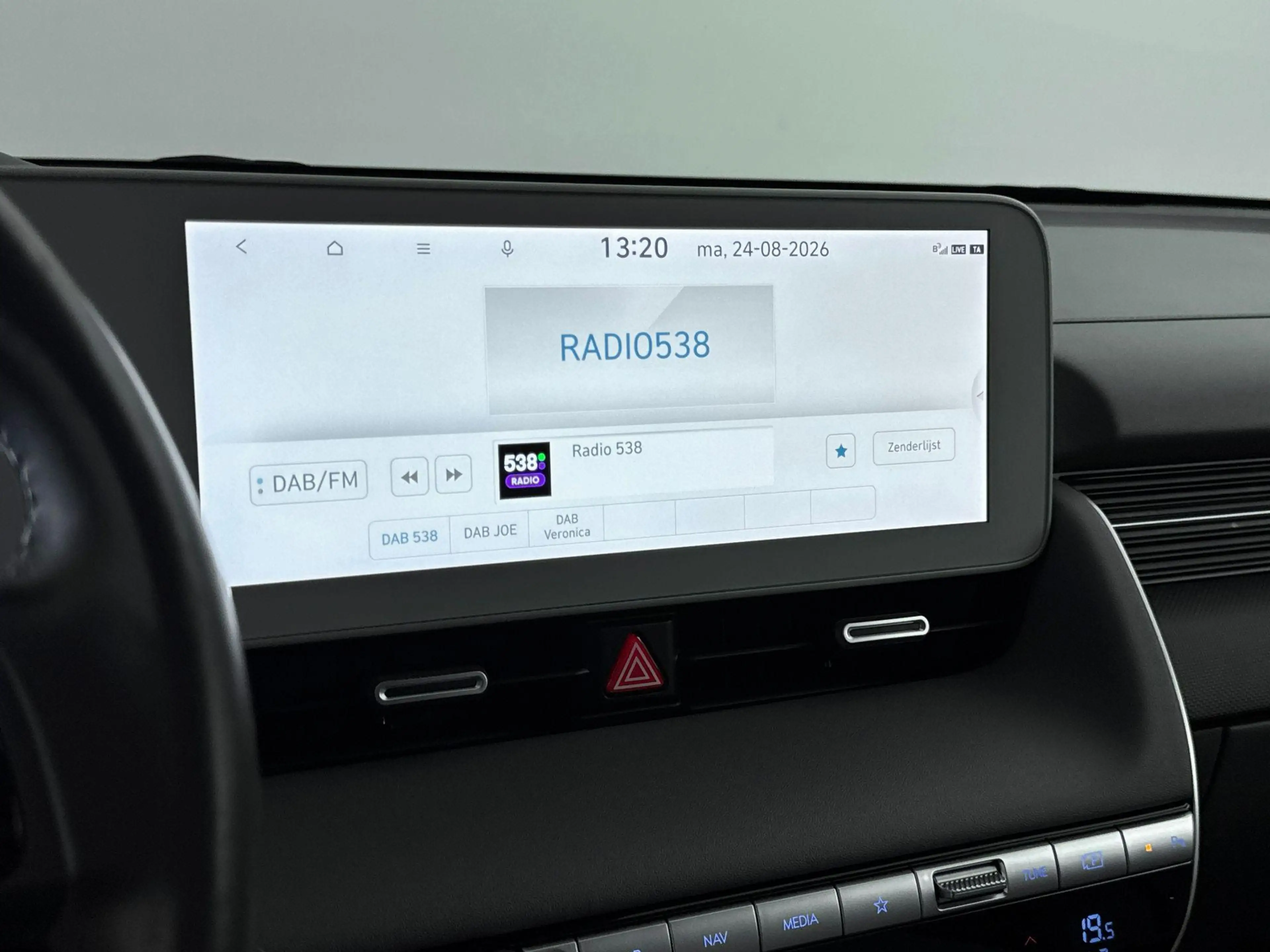 Hyundai IONIQ 5 LOUNGE 73kWh | SoH 97% | TREKHAAK | BOSE | NAVI | — photo 7