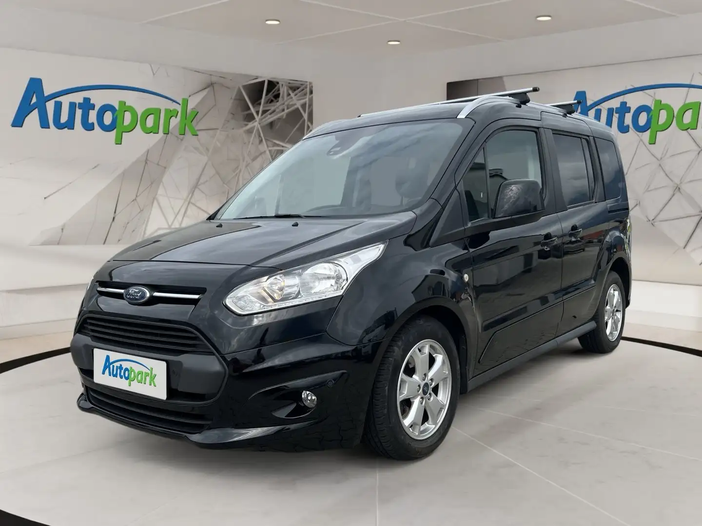 Ford Tourneo Connect Titanium 1,5 TDCi L1 Schwarz - 1