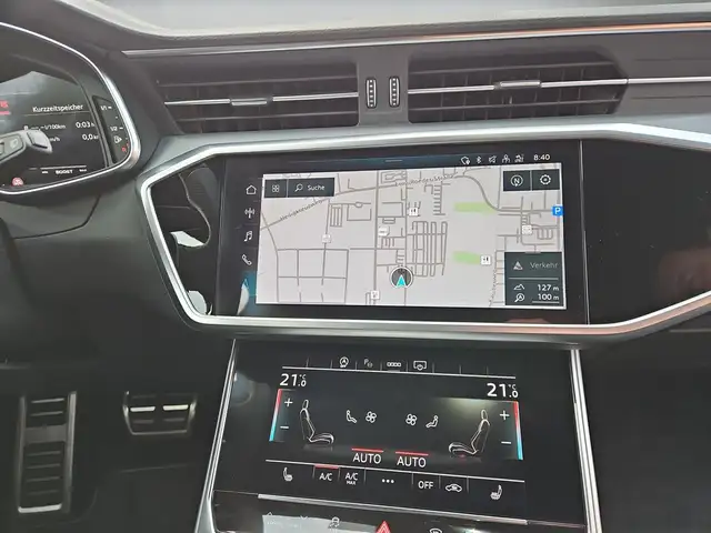 Audi S6 view 10