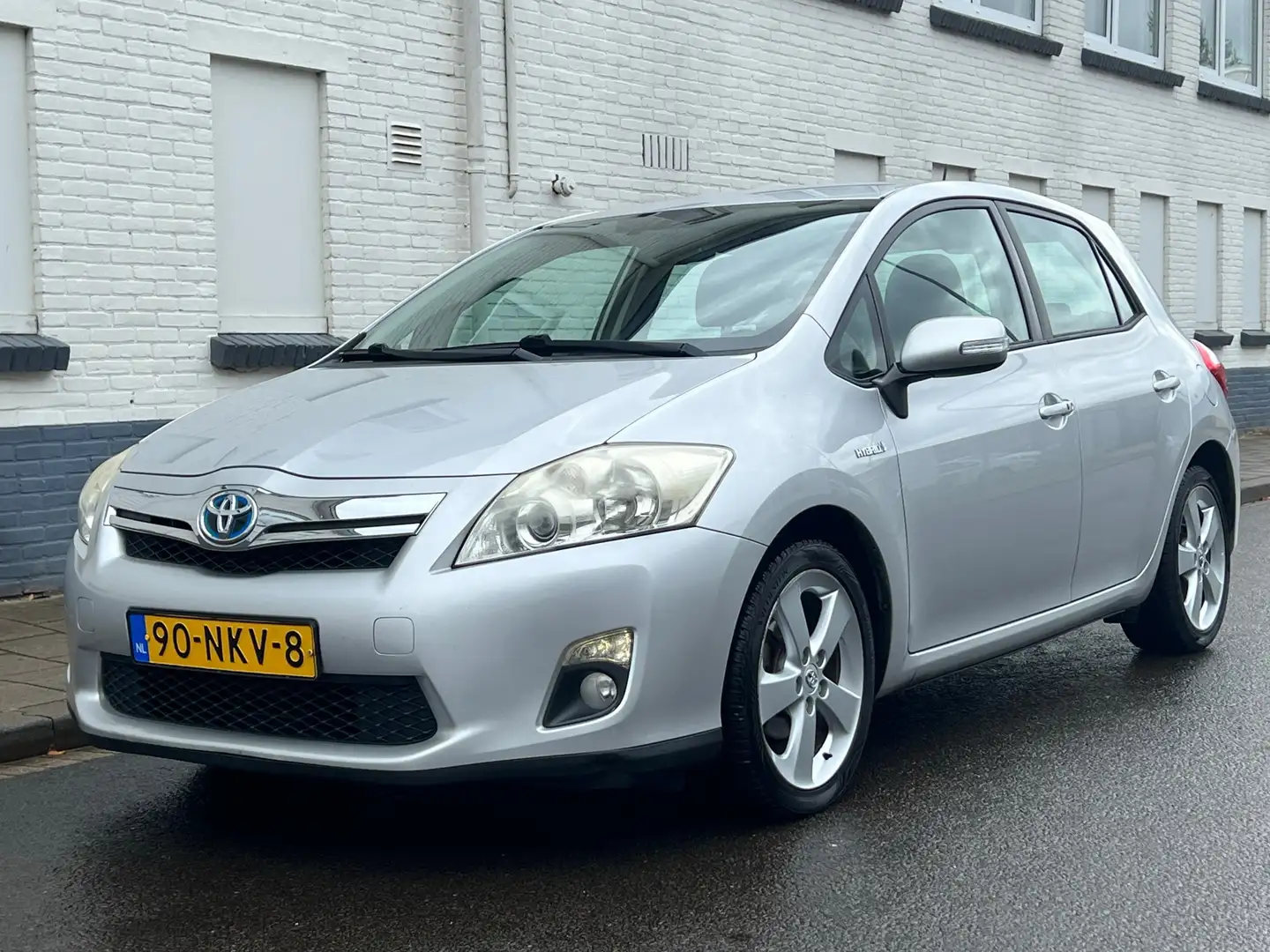 Toyota Auris 1.8 Full Hybrid Dynamic|Automaat|Camera|Cruise Grau - 2
