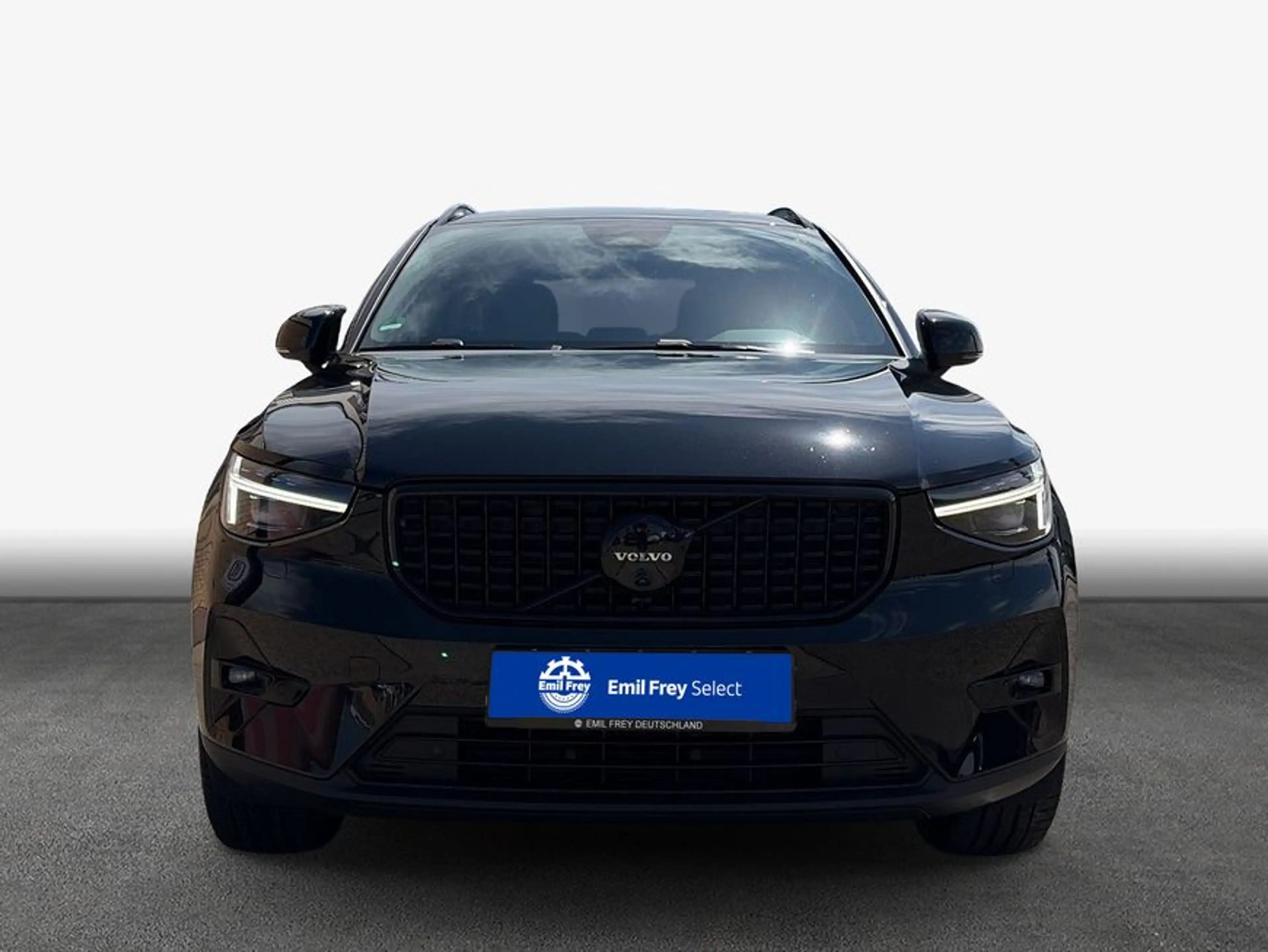 Volvo XC40 XC40 B3 B DKG Plus Black Edition — photo 3