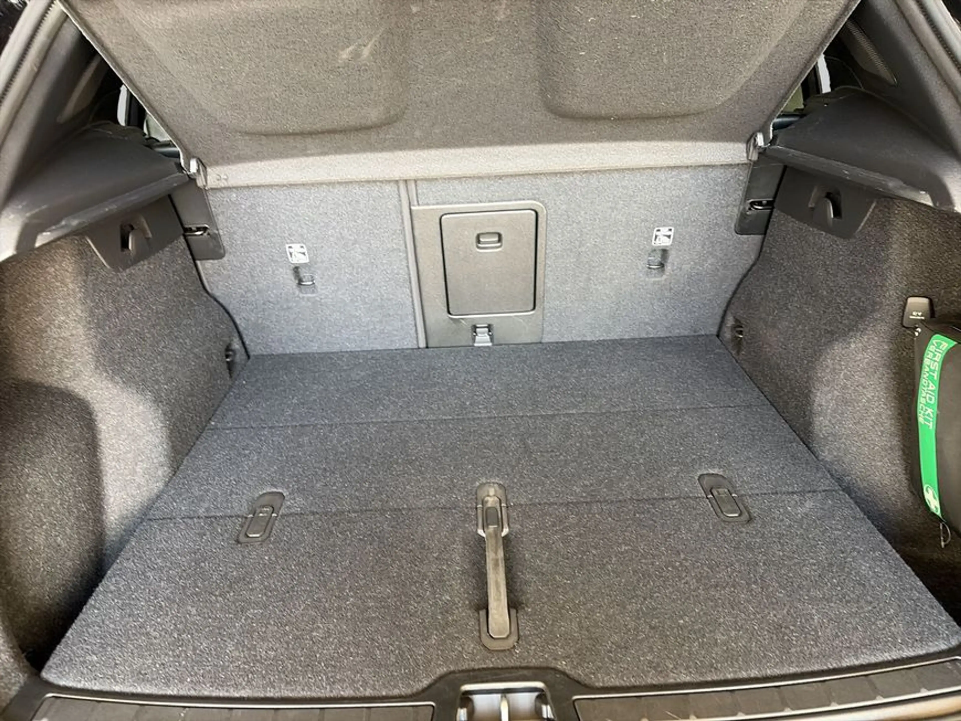 Volvo XC40 XC40 B3 B DKG Plus Black Edition — photo 8