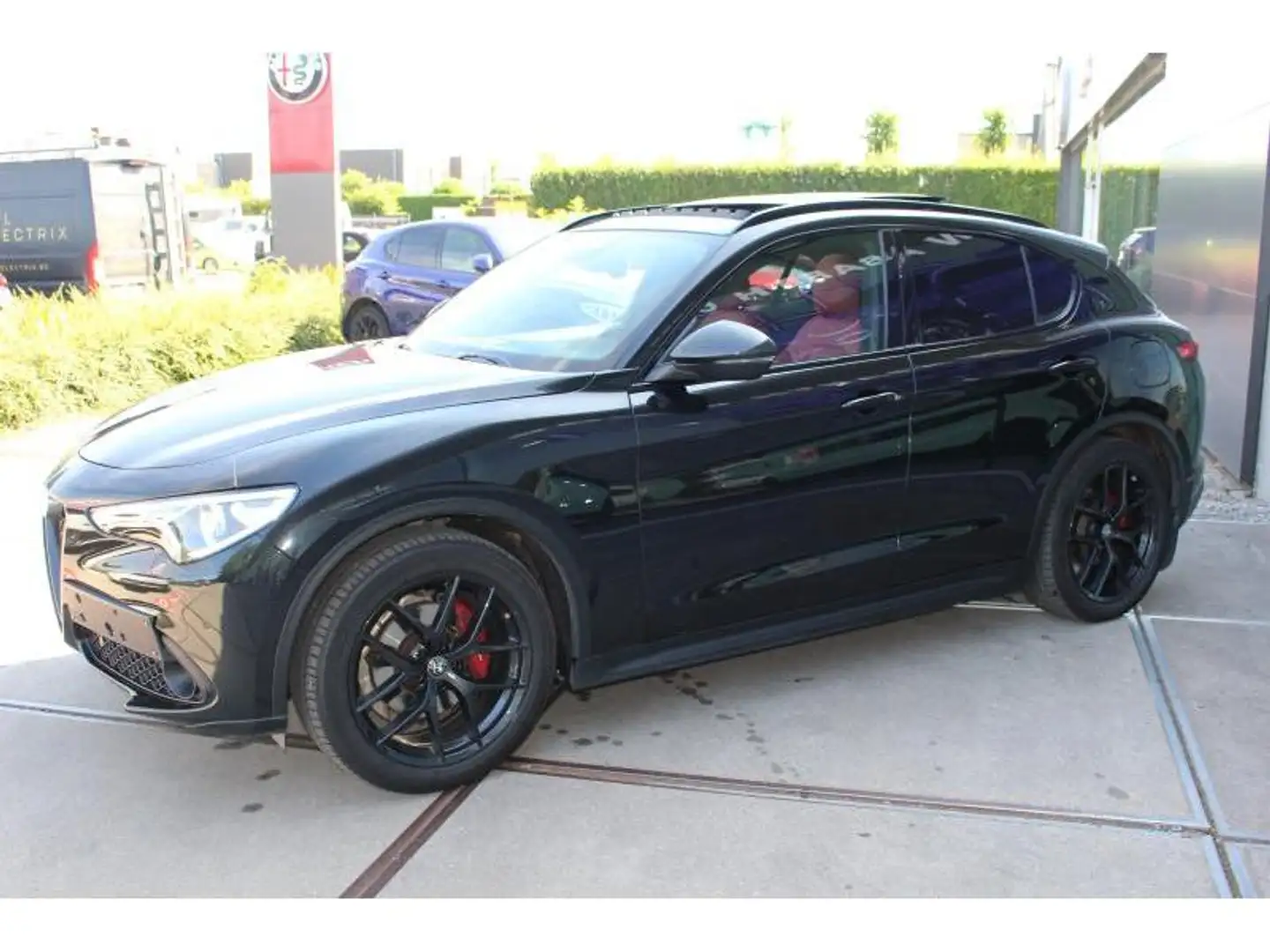 Alfa Romeo Stelvio B-Tech Nero - 2