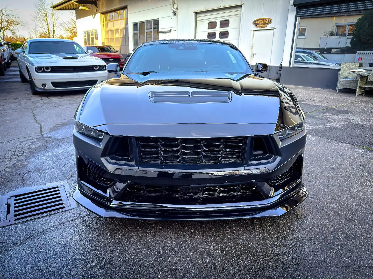 Ford Mustang 2.3 *PREMIUM*GARANTIE*LED*LEDER*VIRTUAL* Zwart - 2