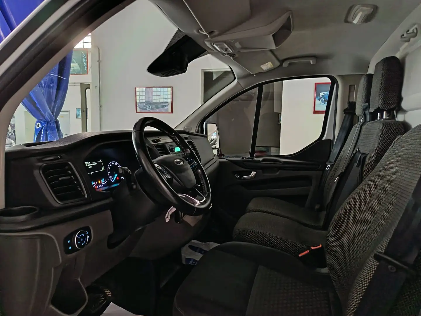 Ford Transit Custom 2.0 Ecoblue 170cv L2H1 TREND Auto Blanc - 2