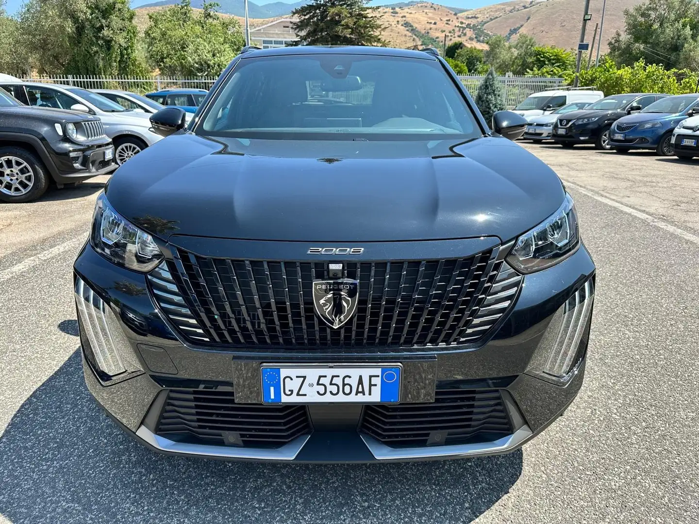 Peugeot 2008 2008 1.2 puretech Allure s Noir - 2