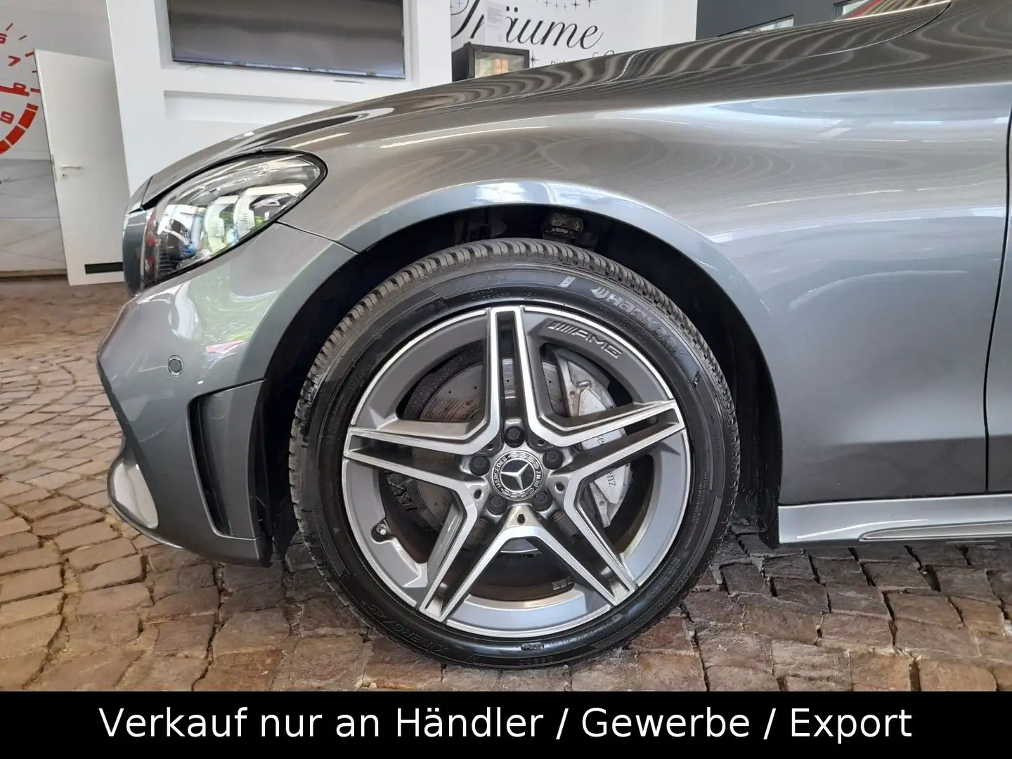 Mercedes-Benz C 180 C -Klasse Coupe C 180*AMG-Line*Kamera* Grey - 2