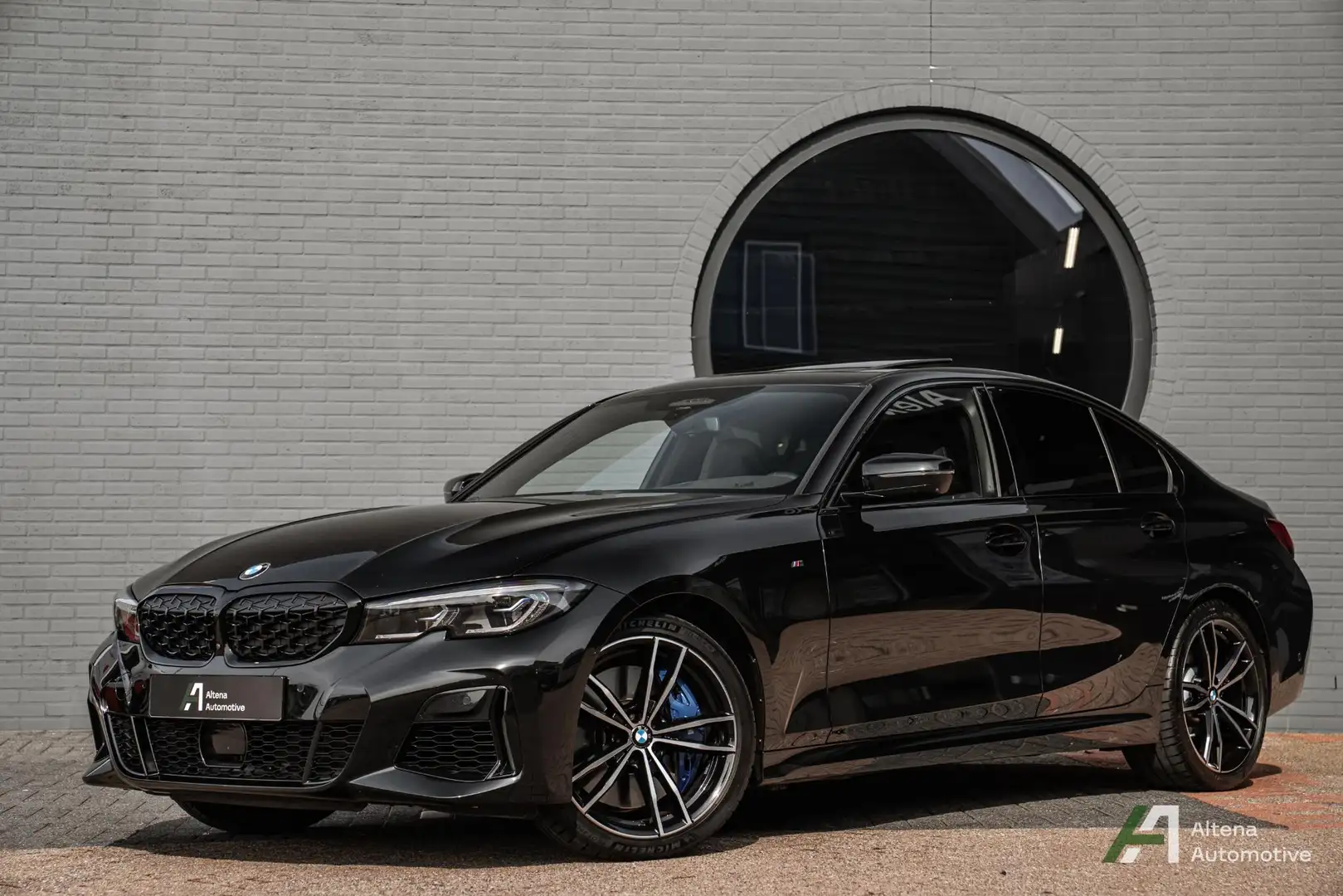 BMW 340 3-serie M340i xDrive High Executive BTW, 360 camer Zwart - 1