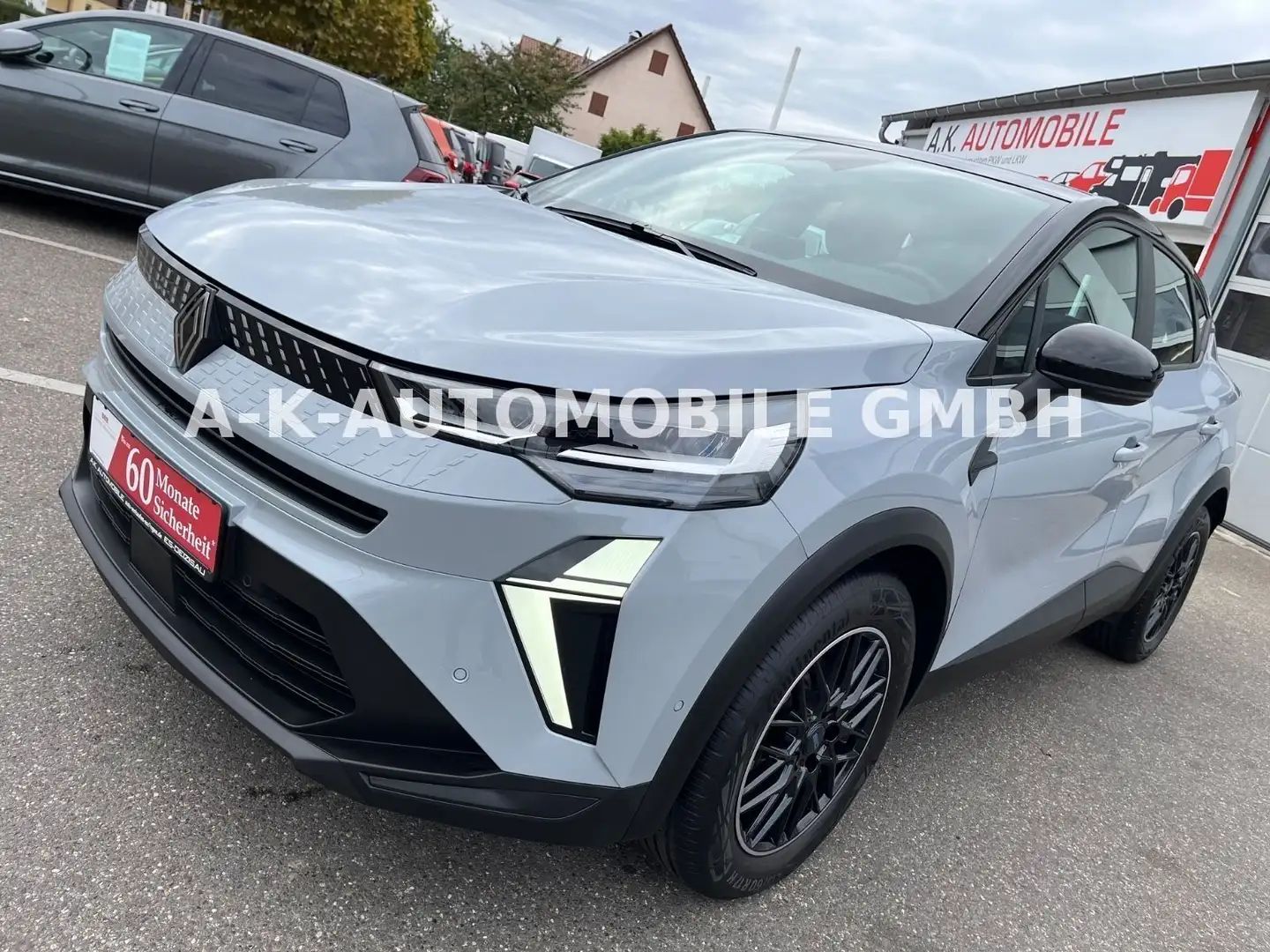 Renault Captur II Evolution Mild Hybrid 160 EDC*KAM*ACC* Grau - 1