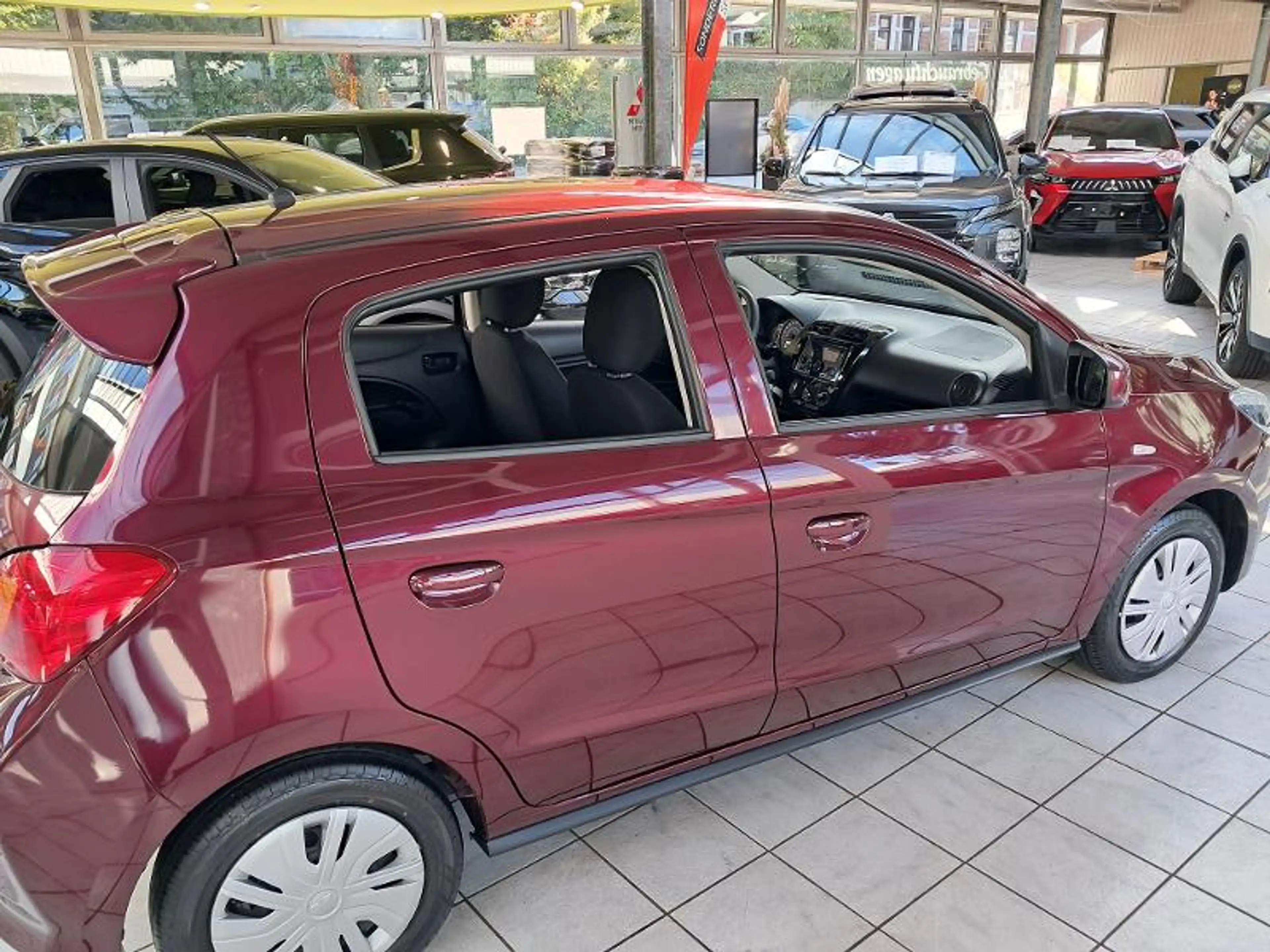 Mitsubishi Space Star Spirit 1.2 MIVEC 5-Gang — photo 4