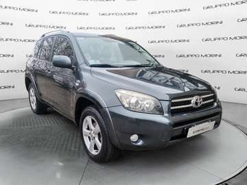 RAV4 2.2 D-4D 177cv Luxury 4x4