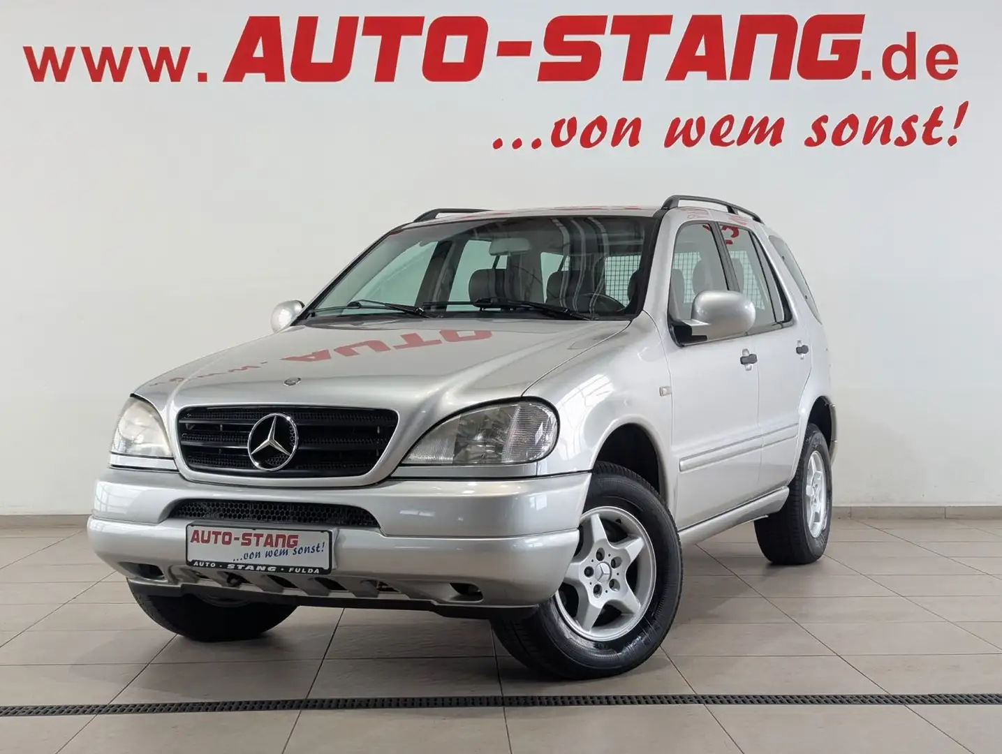 Mercedes-Benz ML 270 CDI*LEDER+2.HAND+TEMPOMAT+ALLWETTER 16"* Silver - 1