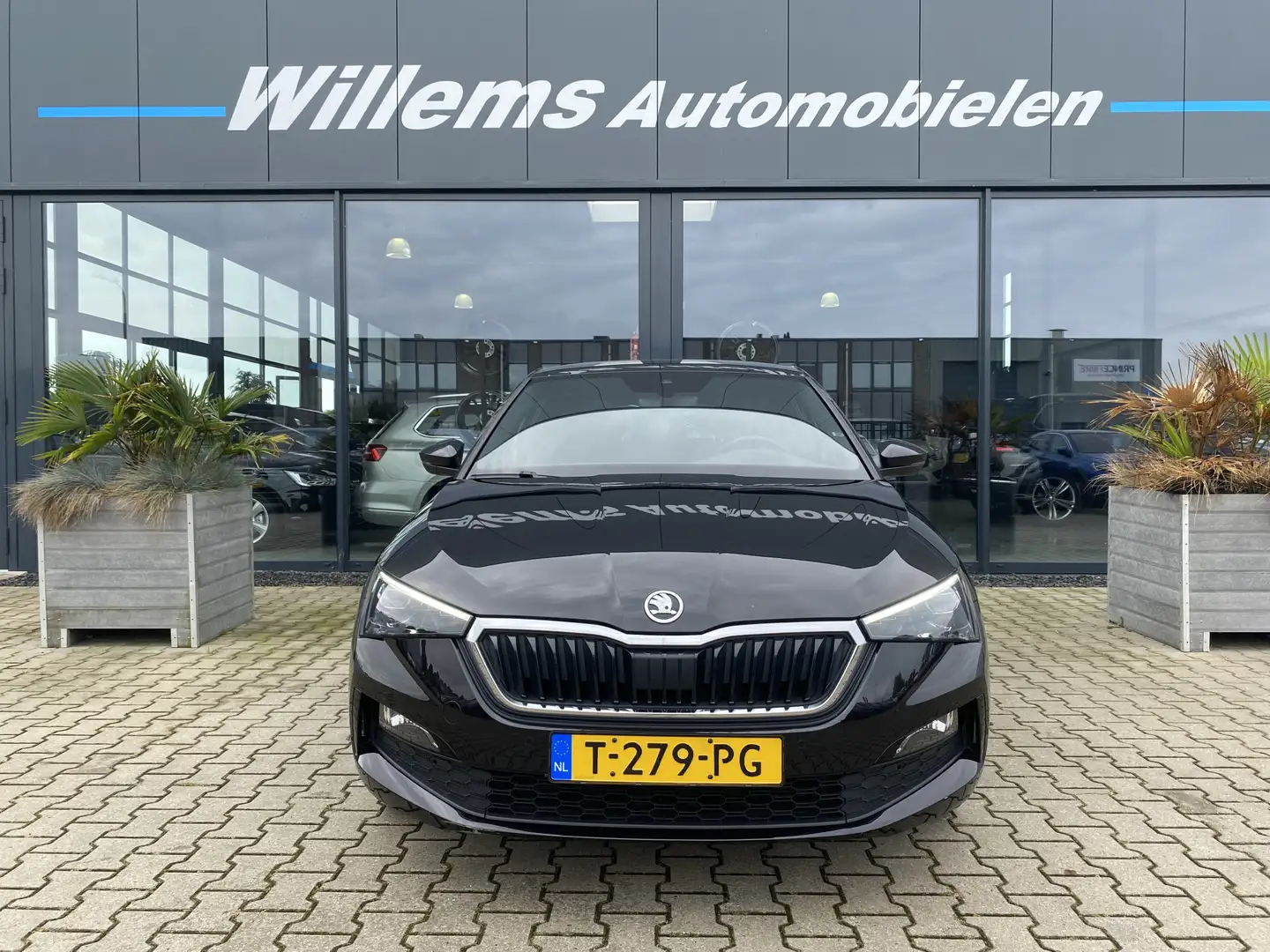 Skoda Scala 1.0 TSI Online Edition Panorama Dak, Cruise Contro Negro - 2