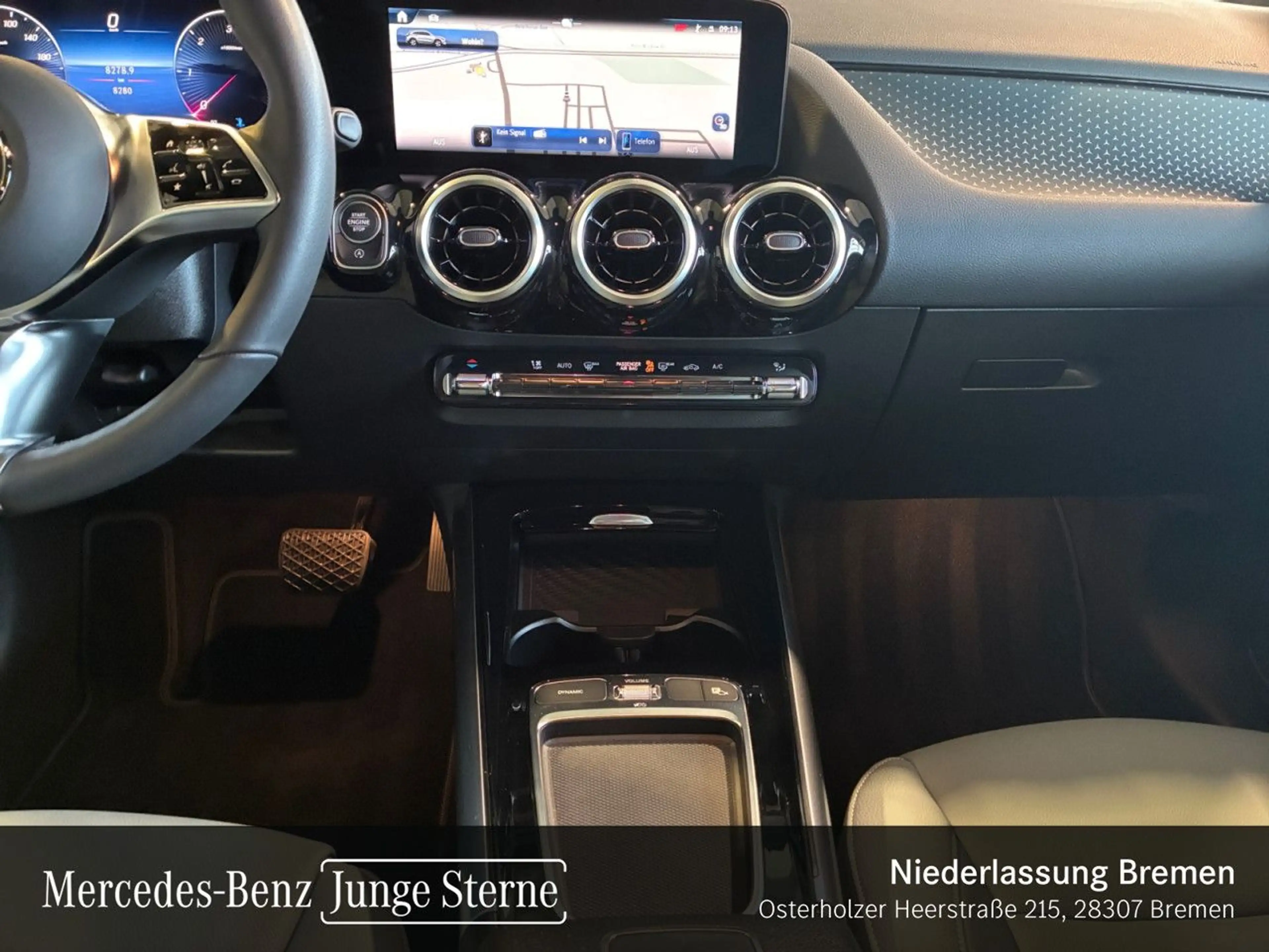 Mercedes-Benz GLA 180 d PROGRESSIVE+AHK+LED+KAMERA+8G — photo 15