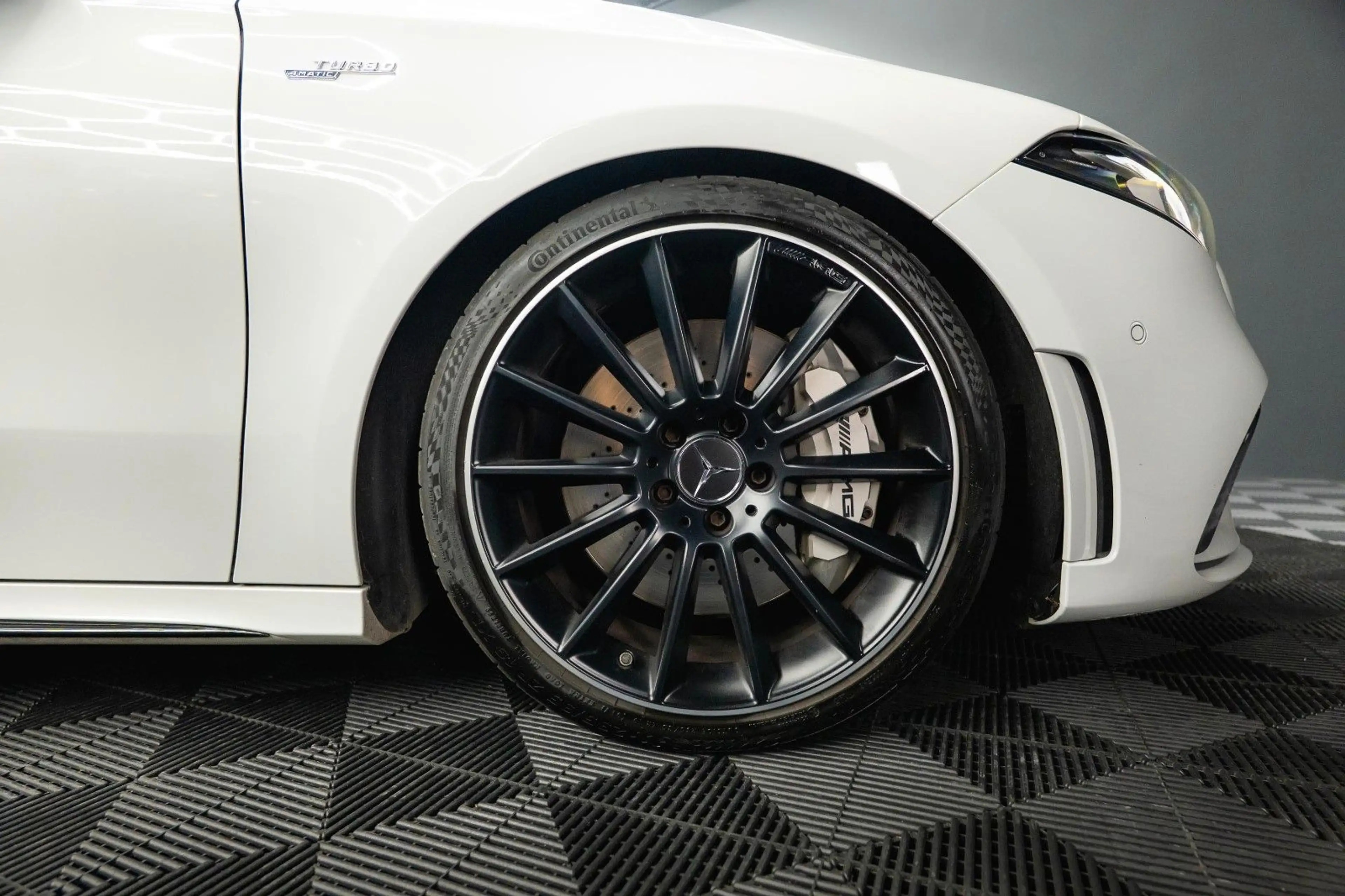 Mercedes-Benz A 35 AMG 4Matic Night-Paket *Pano*LED*ACC*DAB* — photo 10