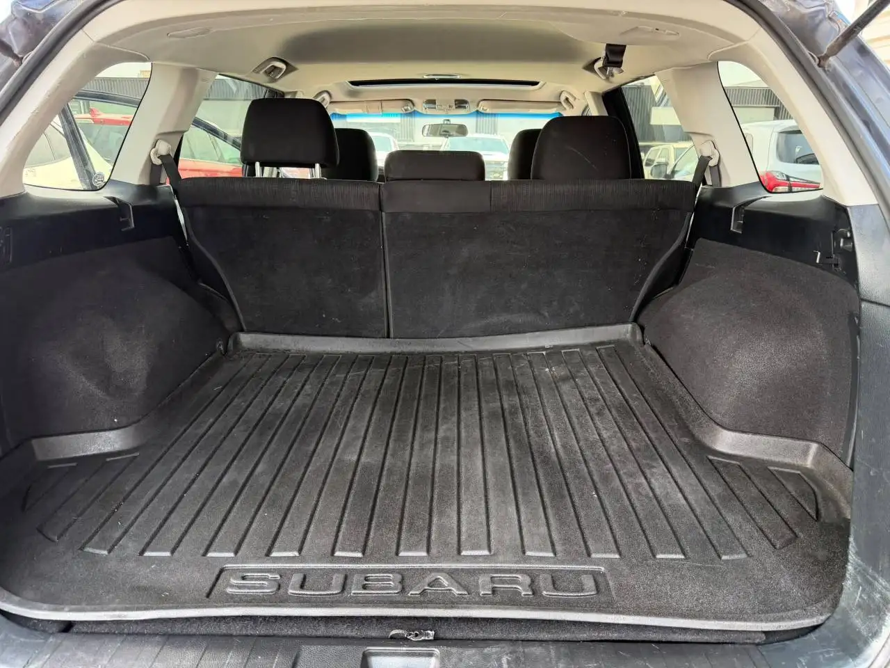 Subaru OUTBACK fotografie Subaru OUTBACK