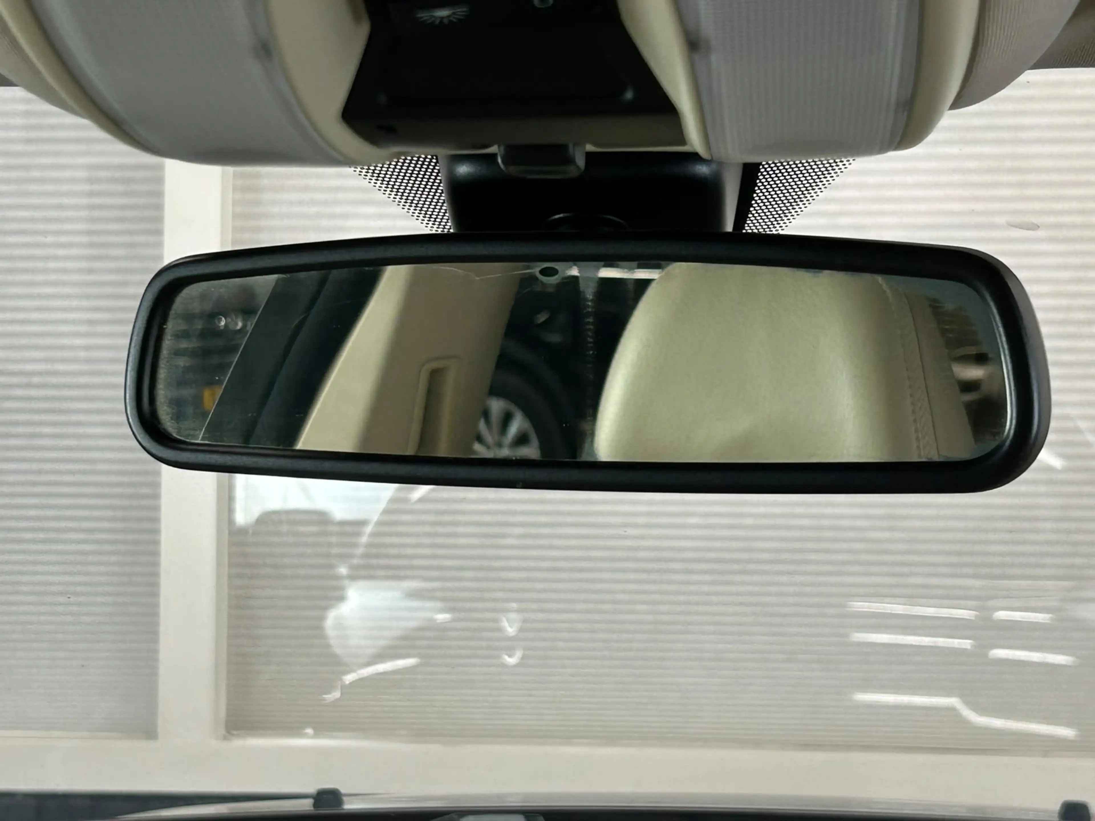 Volvo XC70 3.2 Summum + LEDER + STOELVERWARMING — photo 9