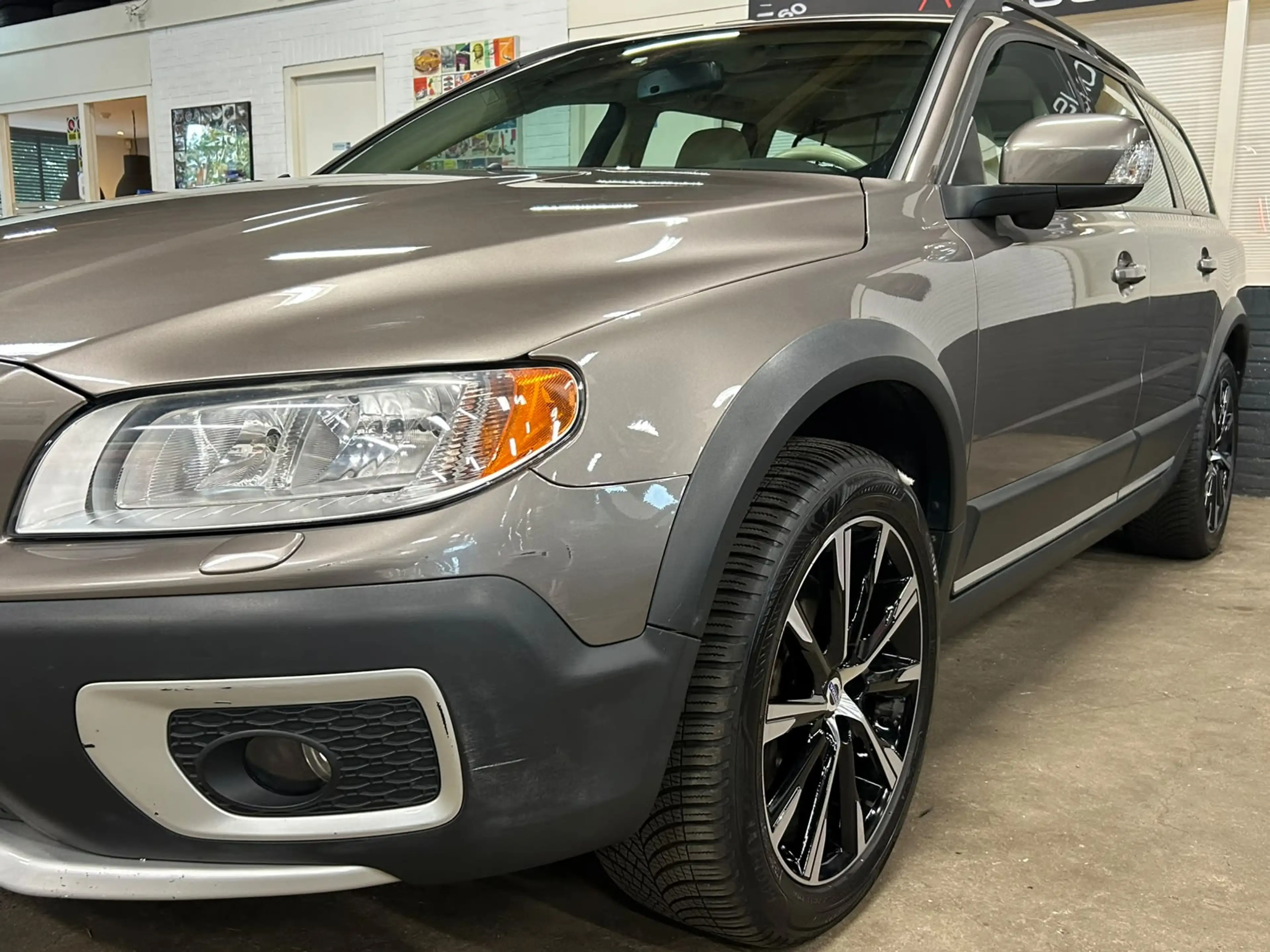 Volvo XC70 3.2 Summum + LEDER + STOELVERWARMING — photo 24