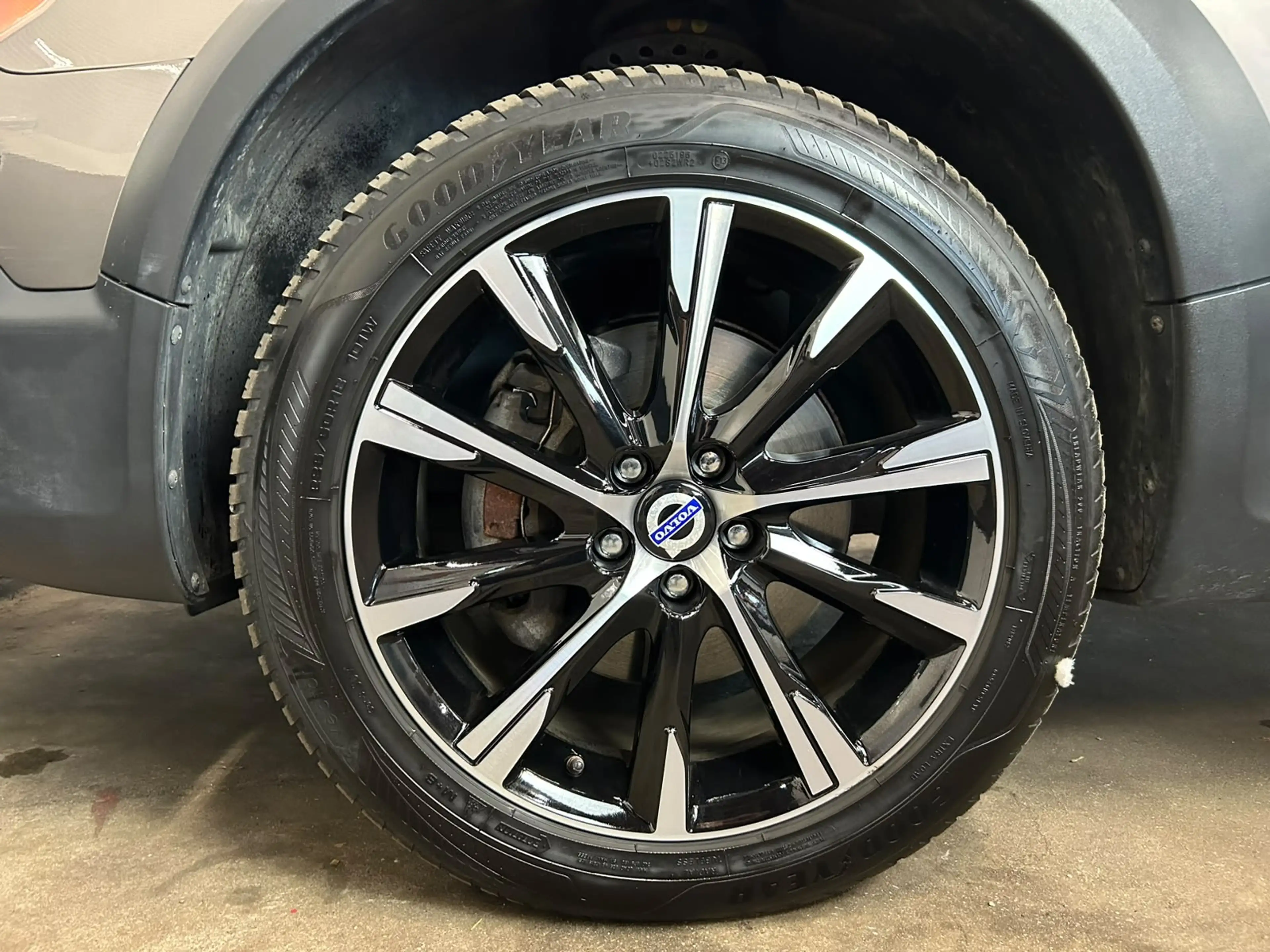 Volvo XC70 3.2 Summum + LEDER + STOELVERWARMING — photo 4