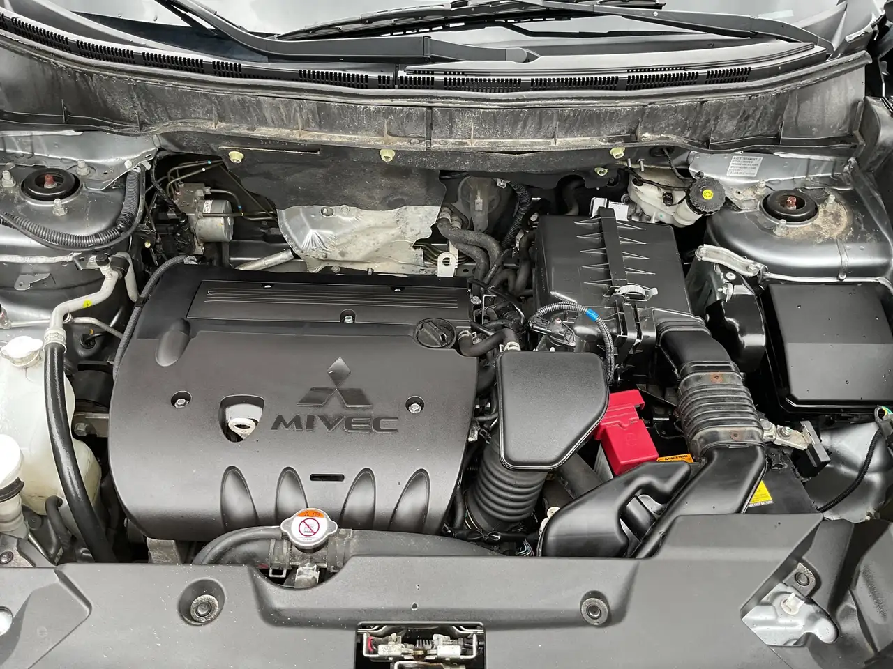 Mitsubishi RVR снимка Mitsubishi RVR