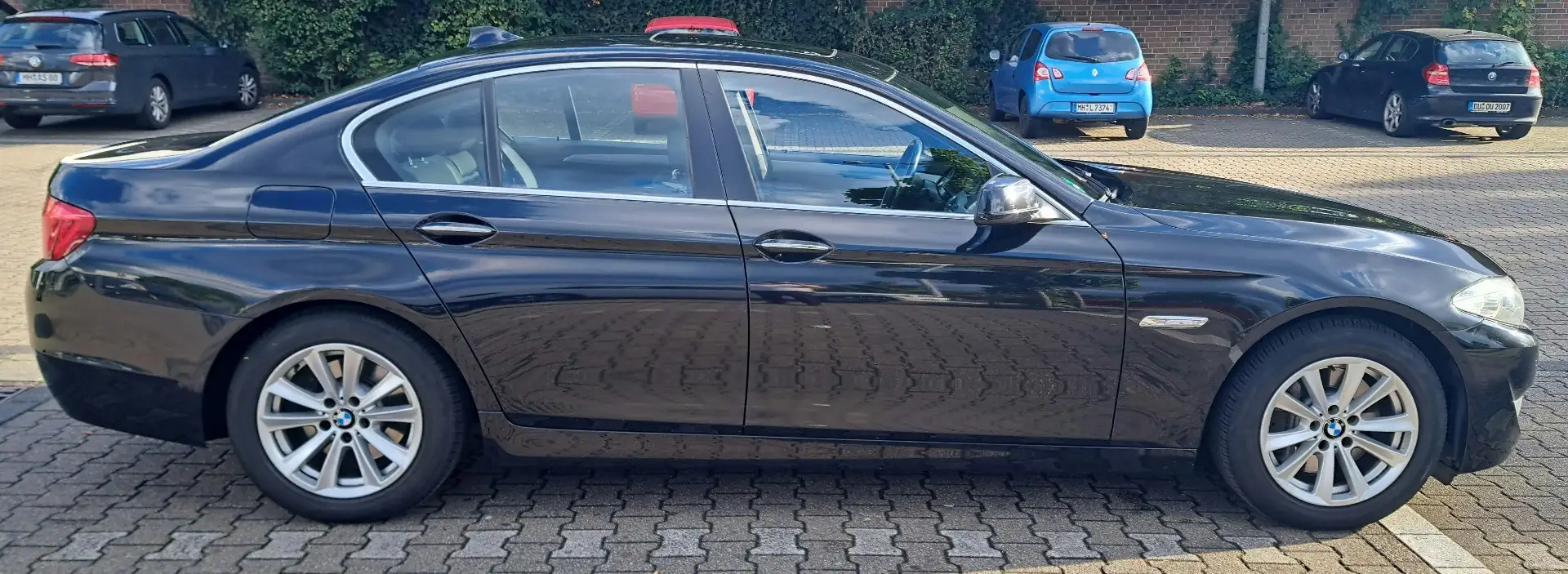 BMW 528 528i Negro - 2