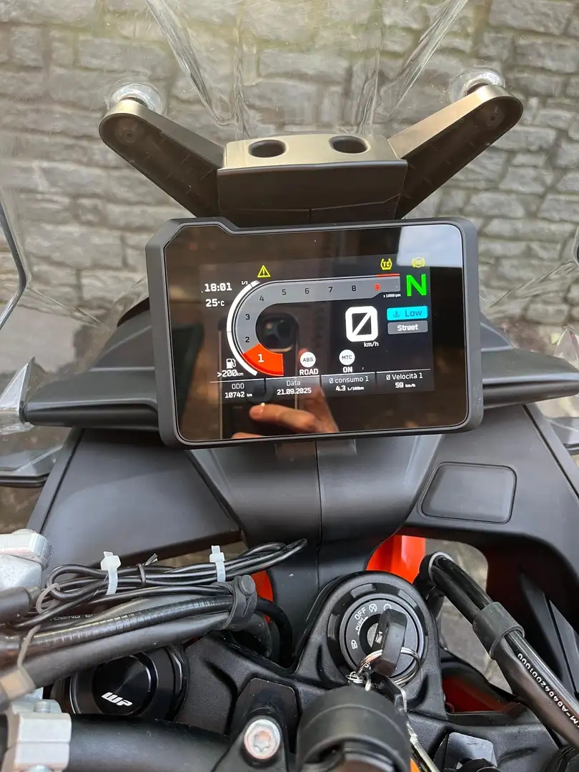 KTM 790 Adventure Blanc - 2