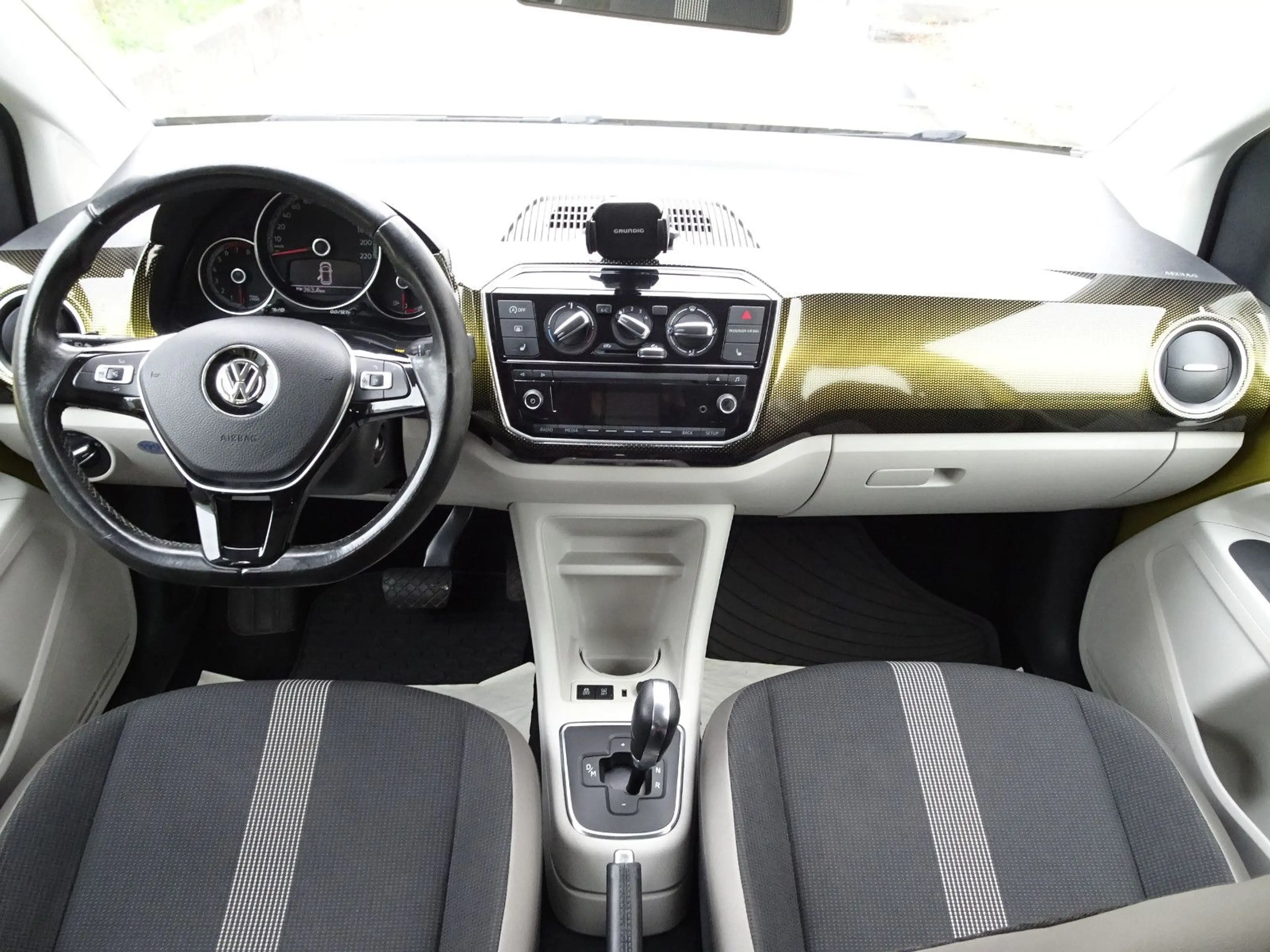 Volkswagen up! 1.0 55kW high up!  BMT/ Automatik/Start-Stop — photo 7