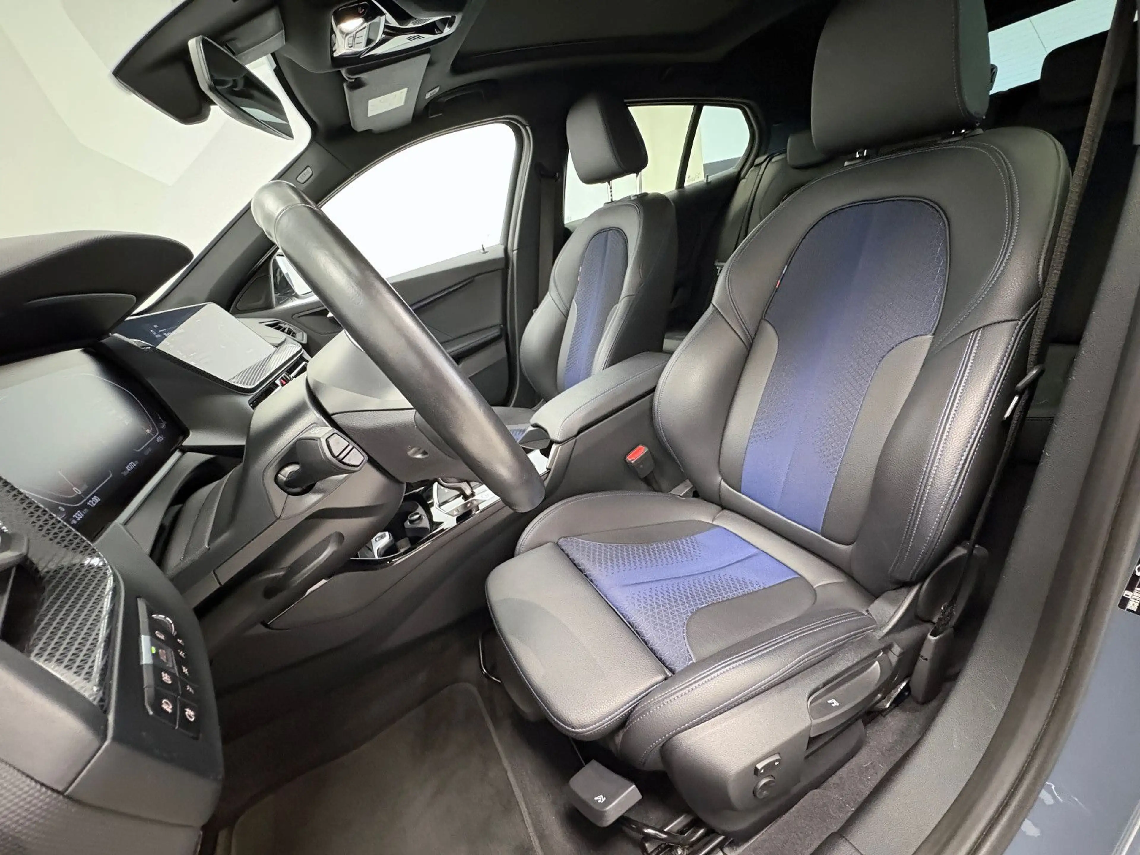 BMW 120 i M-PAKET*KAMERA*STORM BAY*PANO* — photo 12