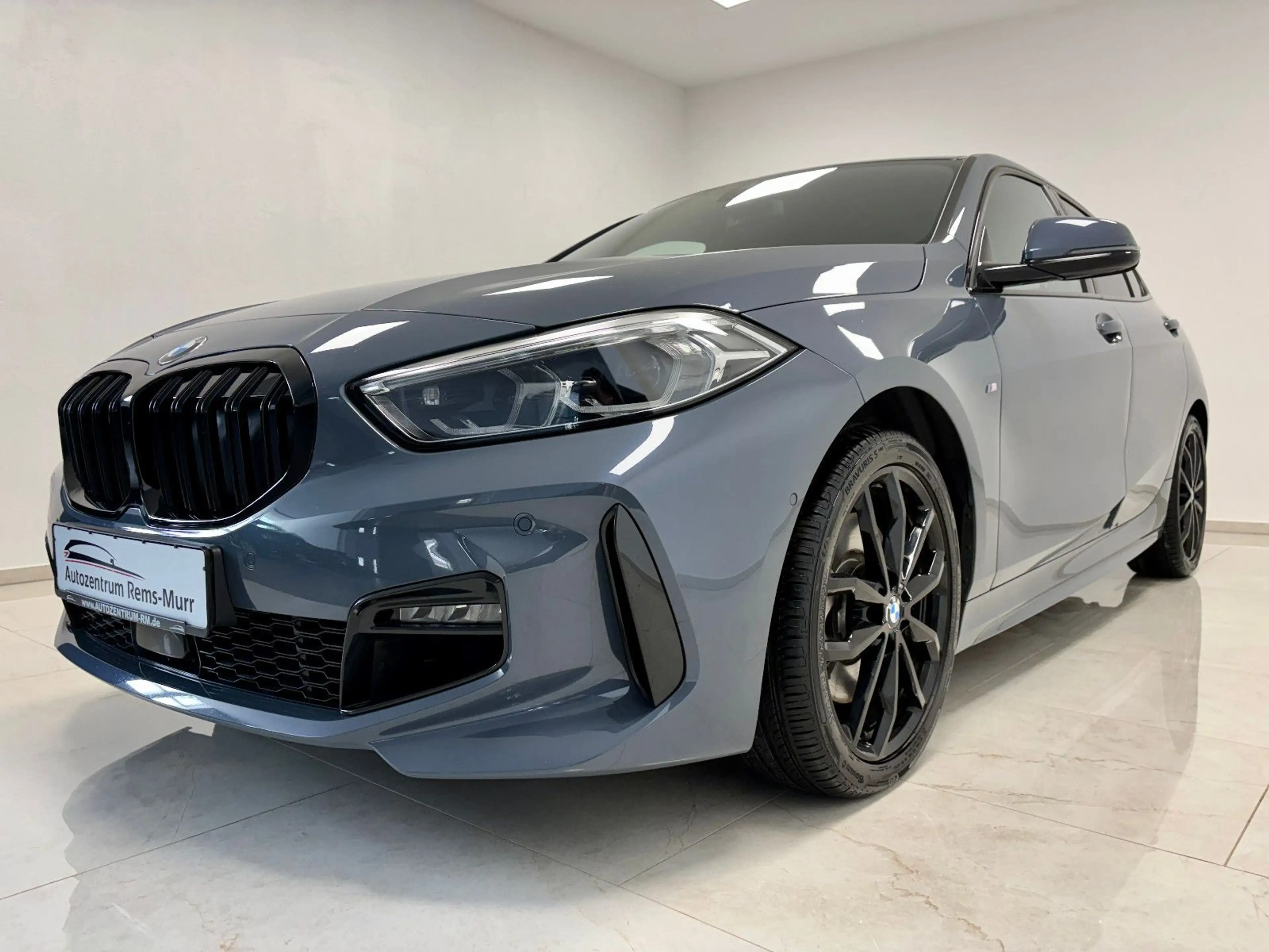 BMW 120 i M-PAKET*KAMERA*STORM BAY*PANO* — photo 7