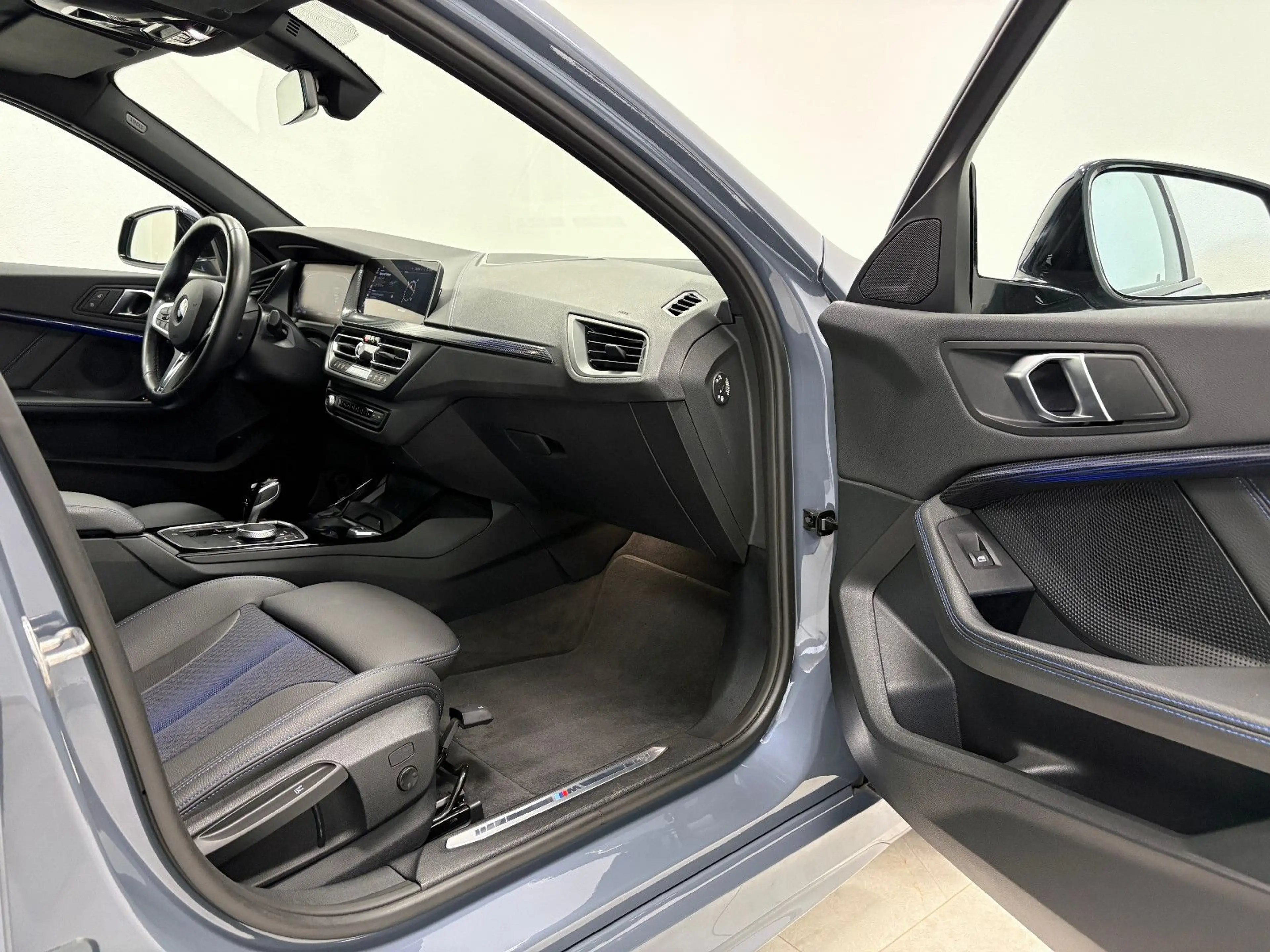 BMW 120 i M-PAKET*KAMERA*STORM BAY*PANO* — photo 13