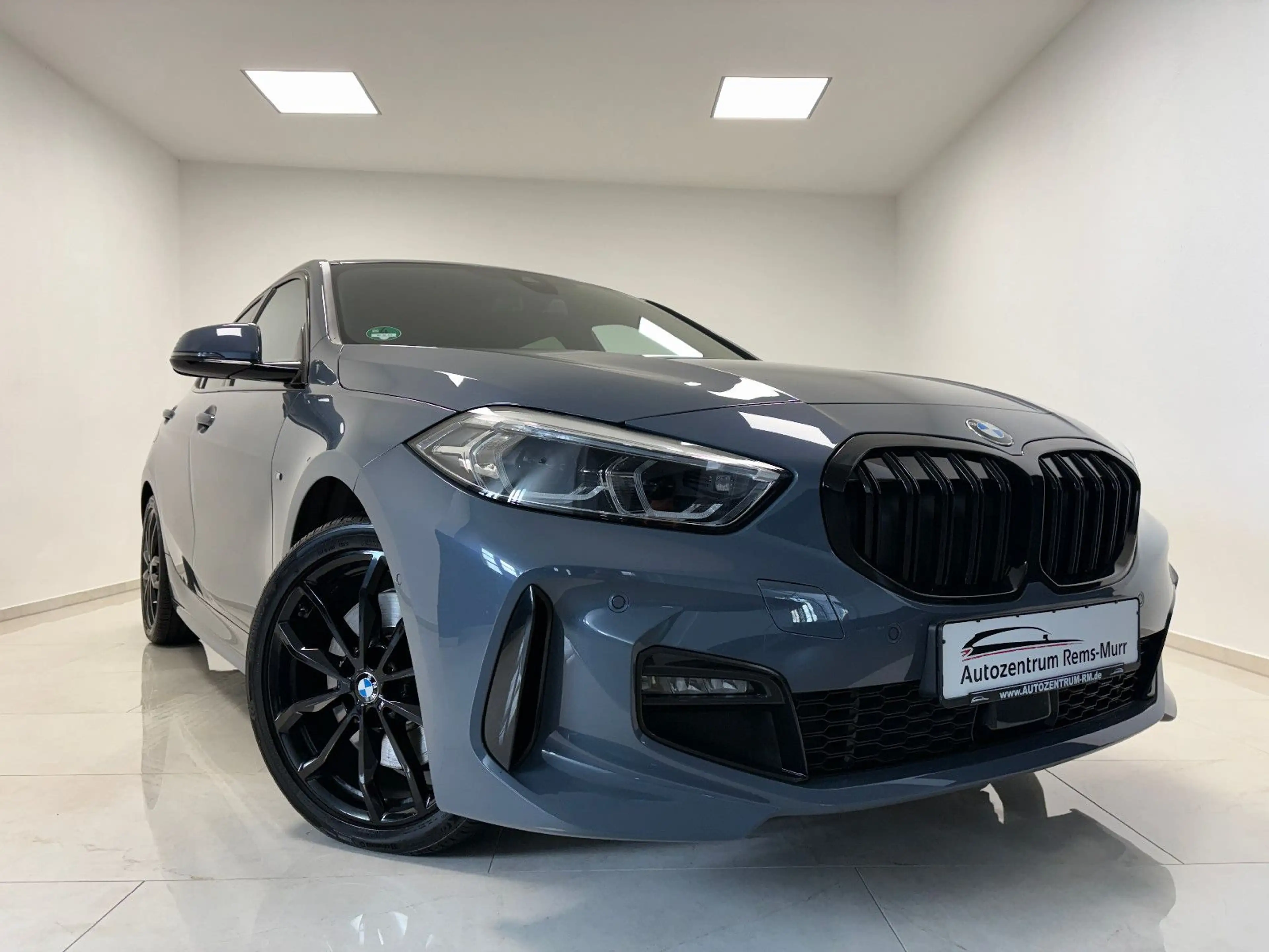 BMW 120 i M-PAKET*KAMERA*STORM BAY*PANO* — photo 3
