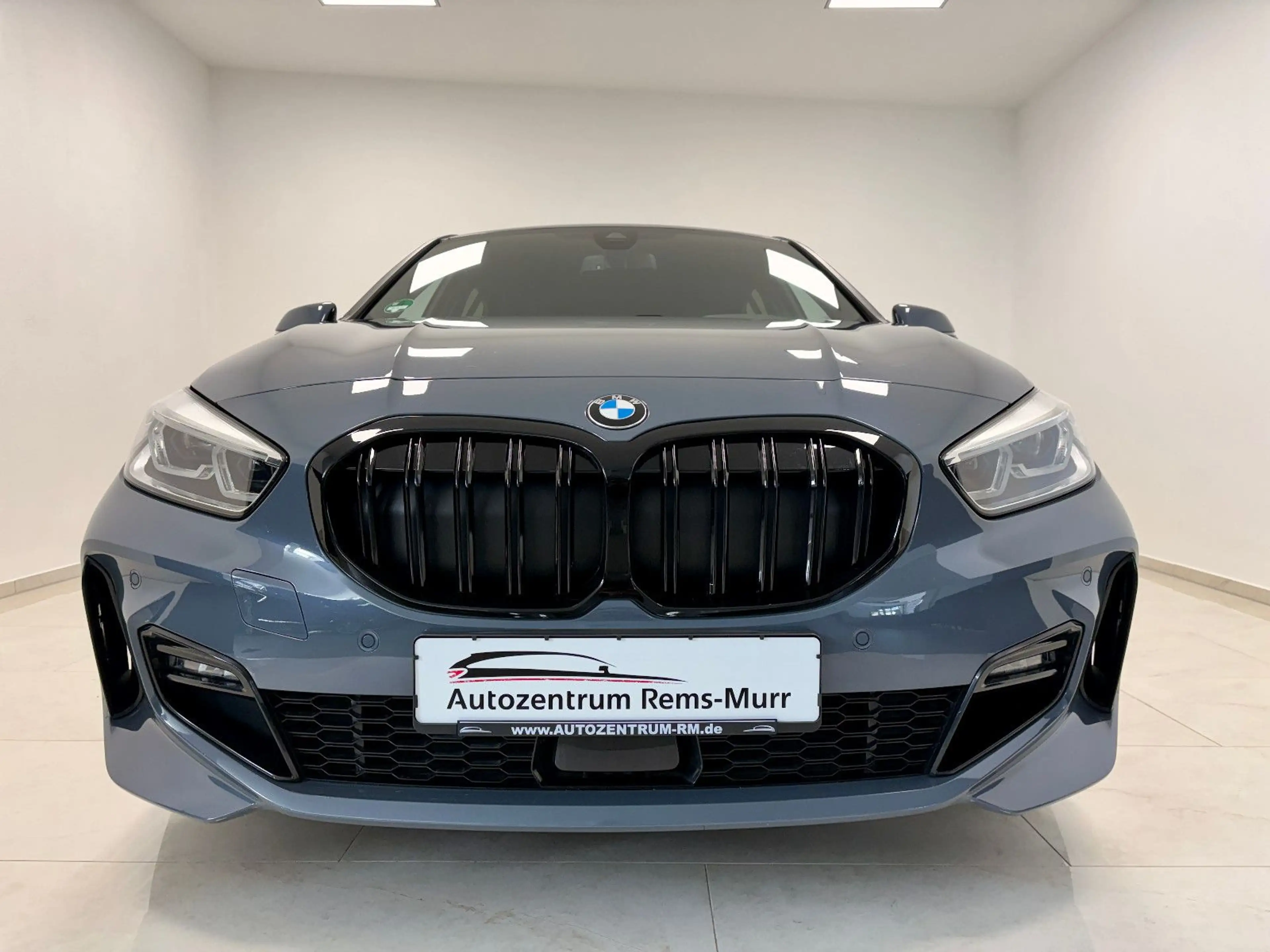 BMW 120 i M-PAKET*KAMERA*STORM BAY*PANO* — photo 2