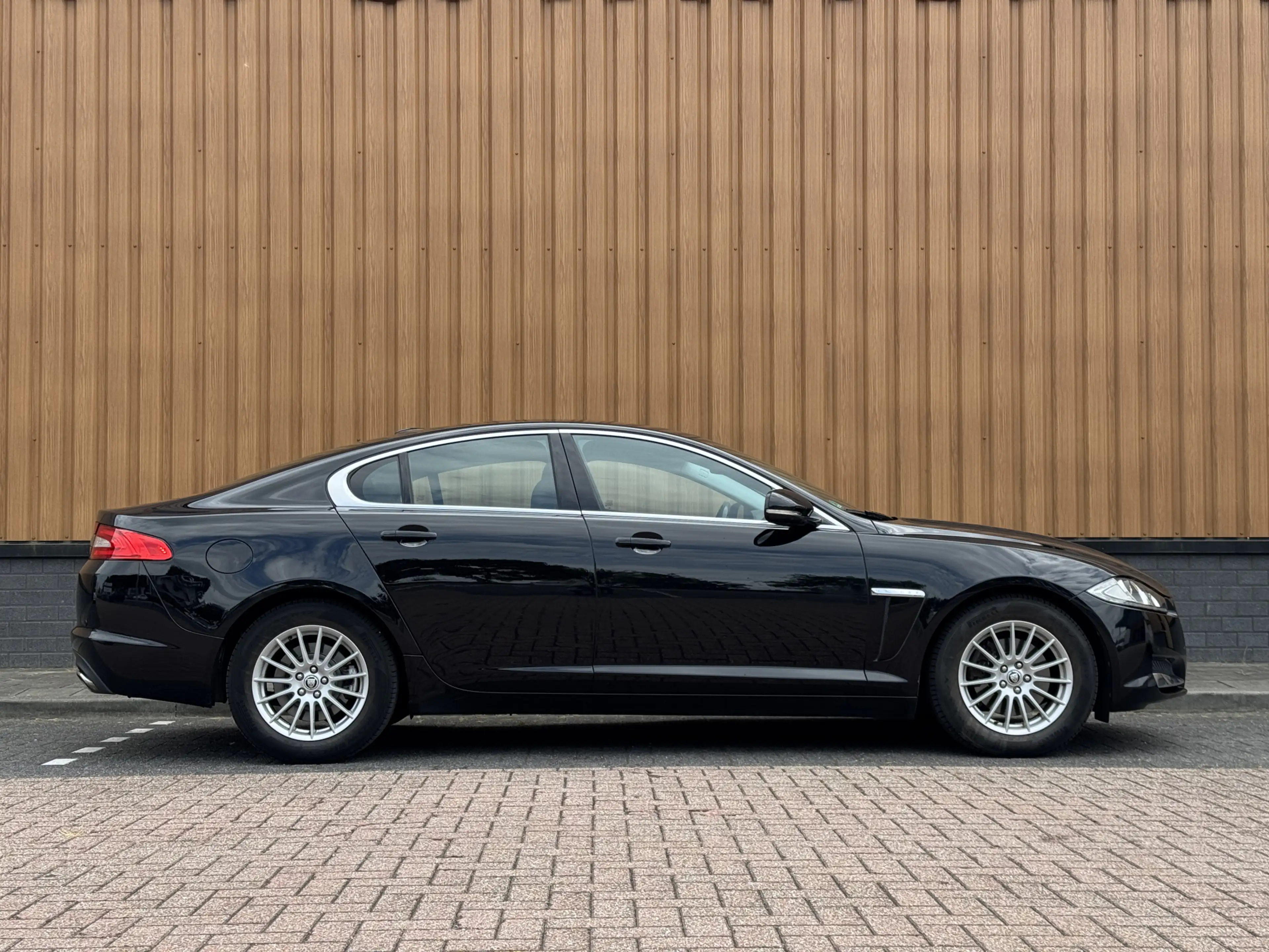 Jaguar XF 2.2D | 1e Eigenaar! | Origineel Nederlands | Airco — photo 3