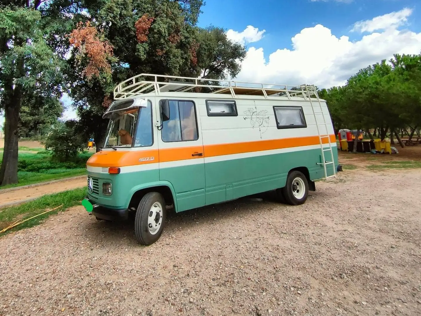 Mercedes-Benz 407 D Wit - 2