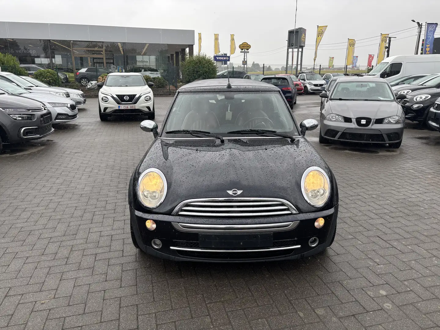 MINI Cooper Cabrio Cabriolet 1.6i 16v "CUIR AIRCO BLUETHOOTH" Schwarz - 2