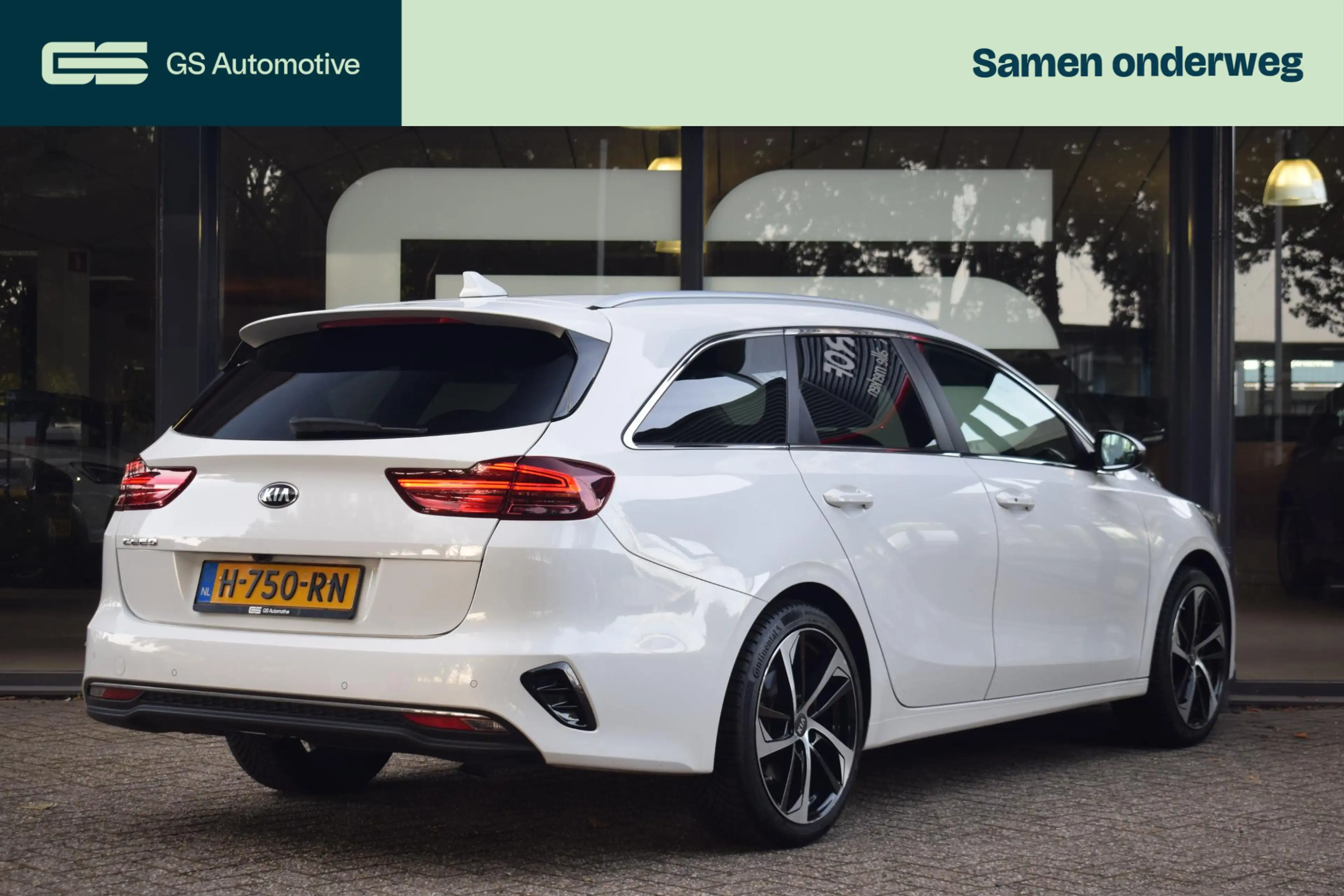 Kia Ceed SW / cee'd SW Sportswagon 1.0 T-GDi DynamicPlusLine — photo 2