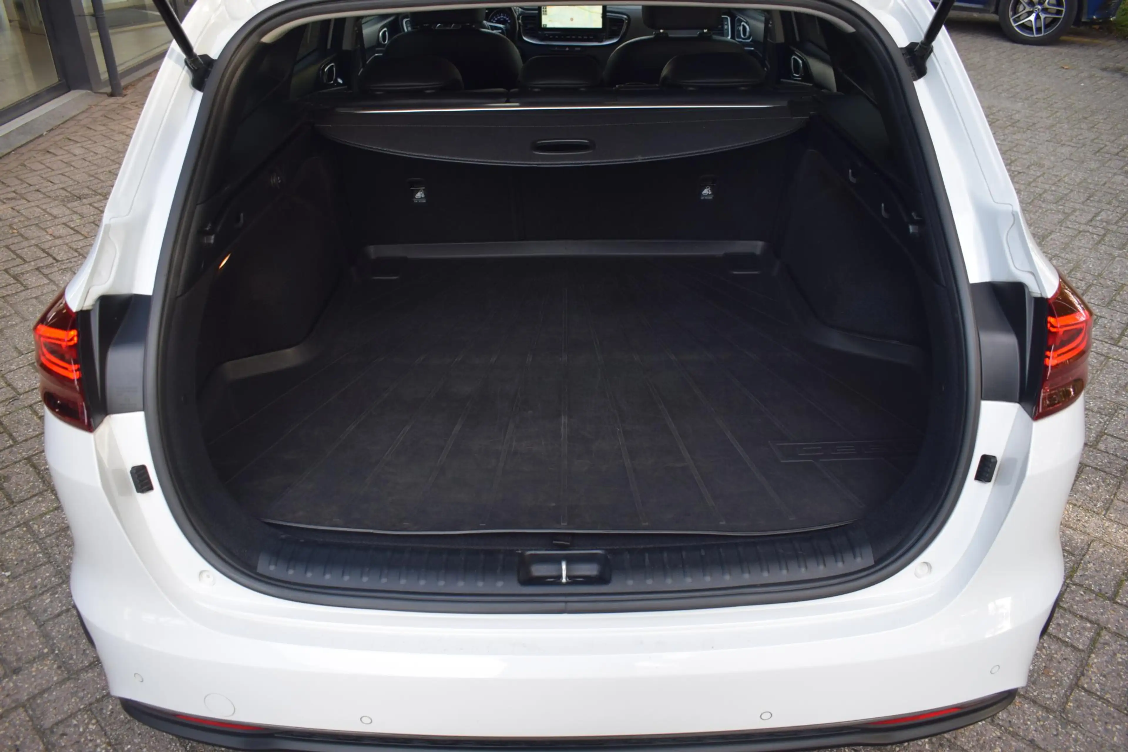 Kia Ceed SW / cee'd SW Sportswagon 1.0 T-GDi DynamicPlusLine — photo 19