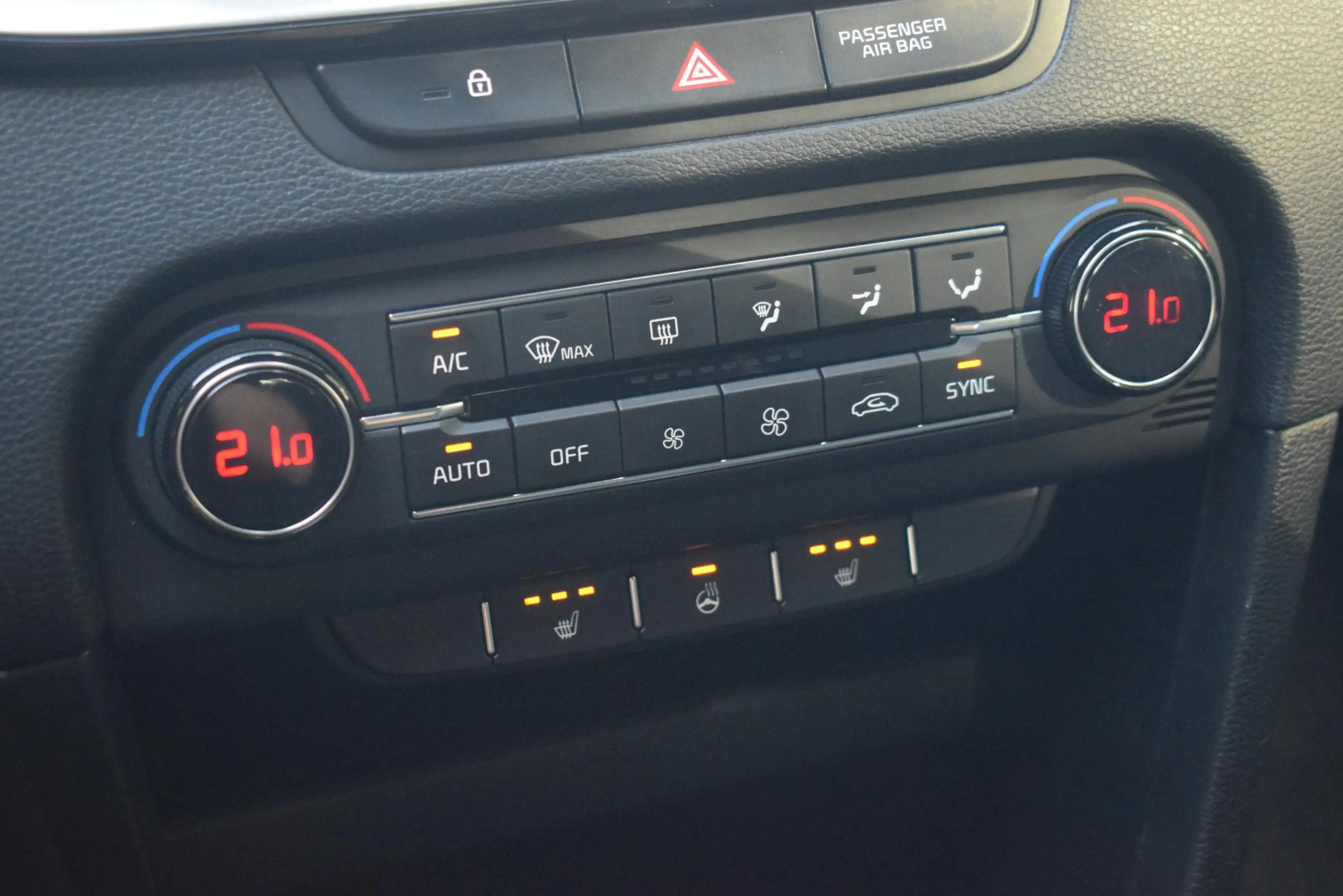 Kia Ceed SW / cee'd SW Sportswagon 1.0 T-GDi DynamicPlusLine — photo 25