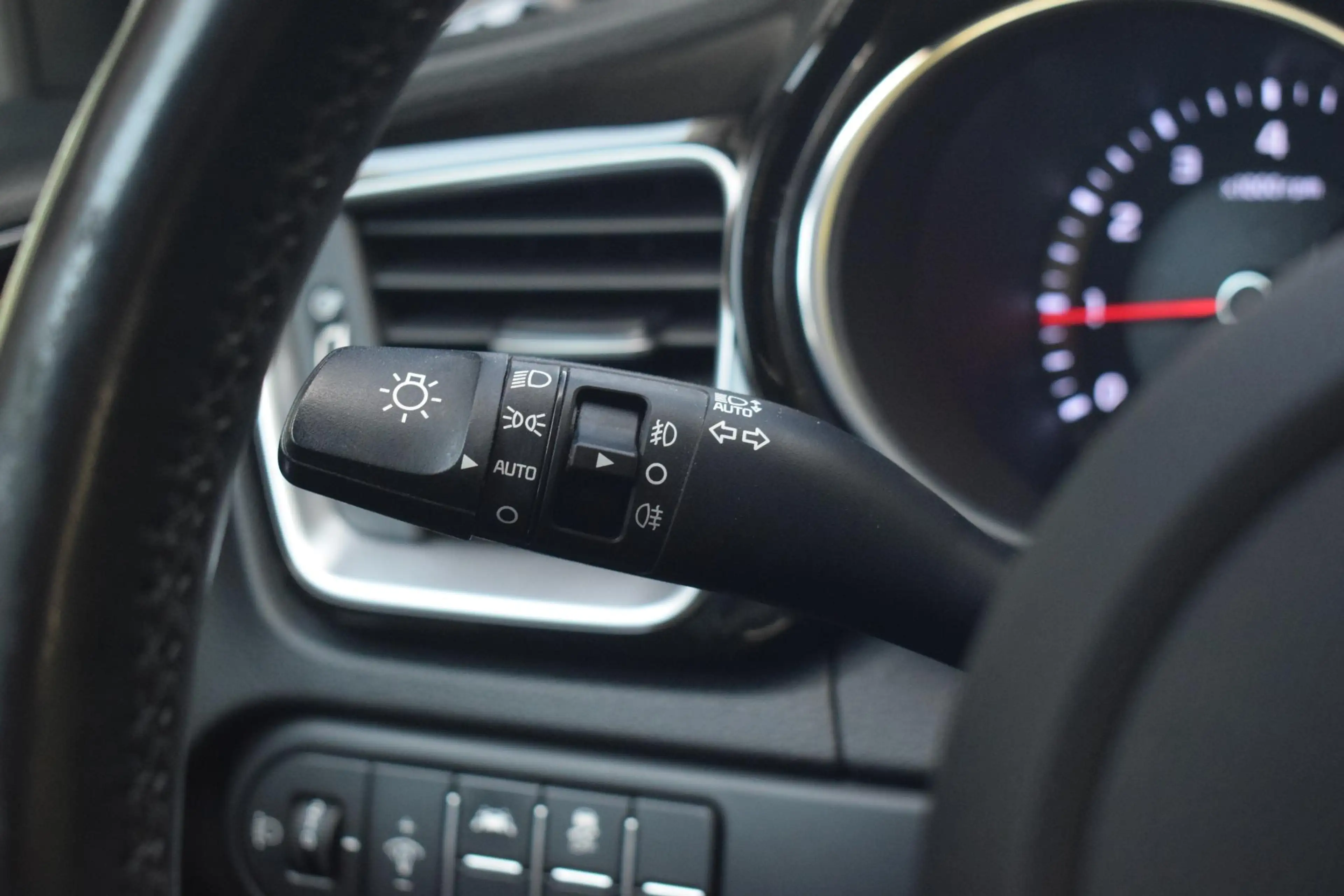 Kia Ceed SW / cee'd SW Sportswagon 1.0 T-GDi DynamicPlusLine — photo 34