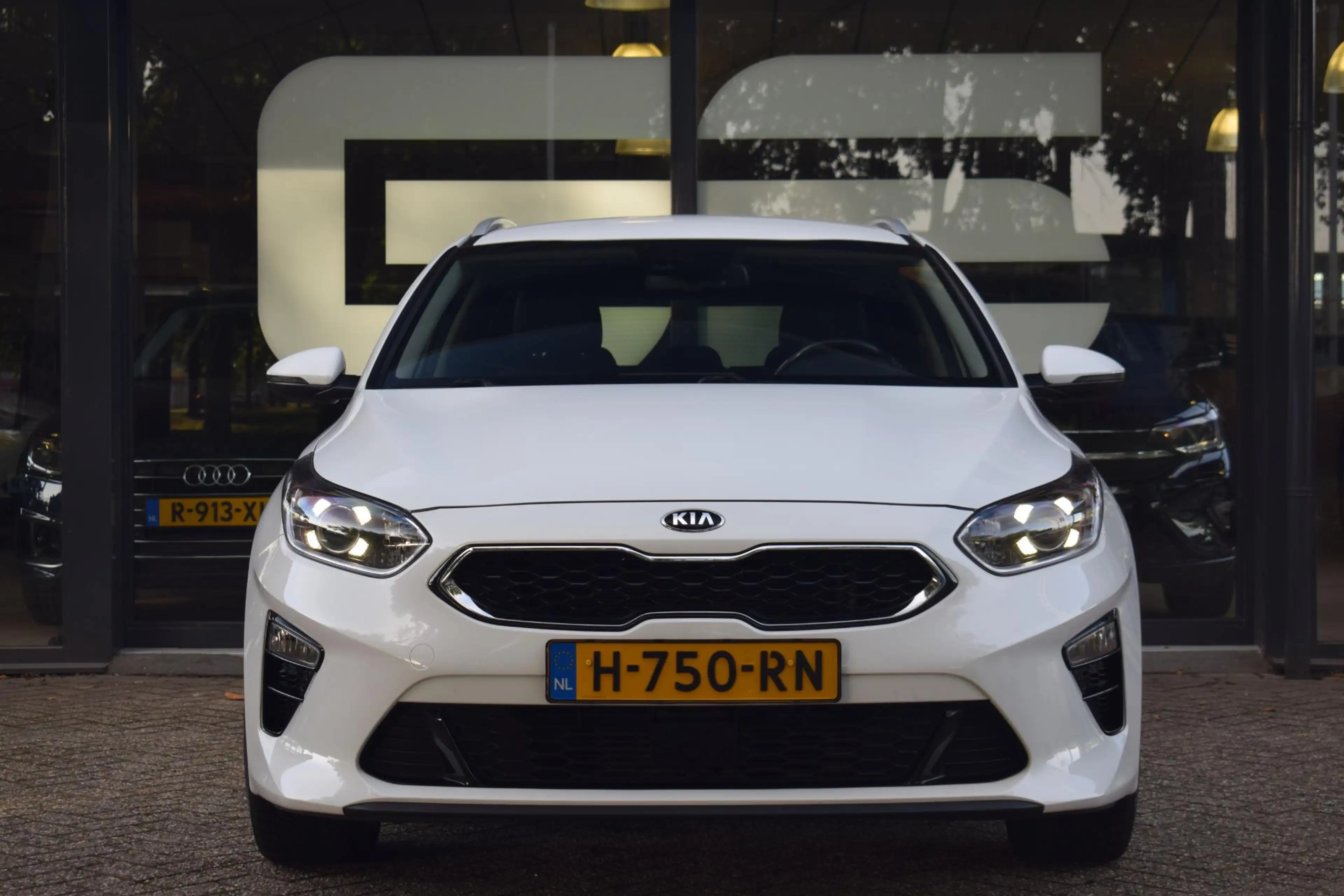 Kia Ceed SW / cee'd SW Sportswagon 1.0 T-GDi DynamicPlusLine — photo 33