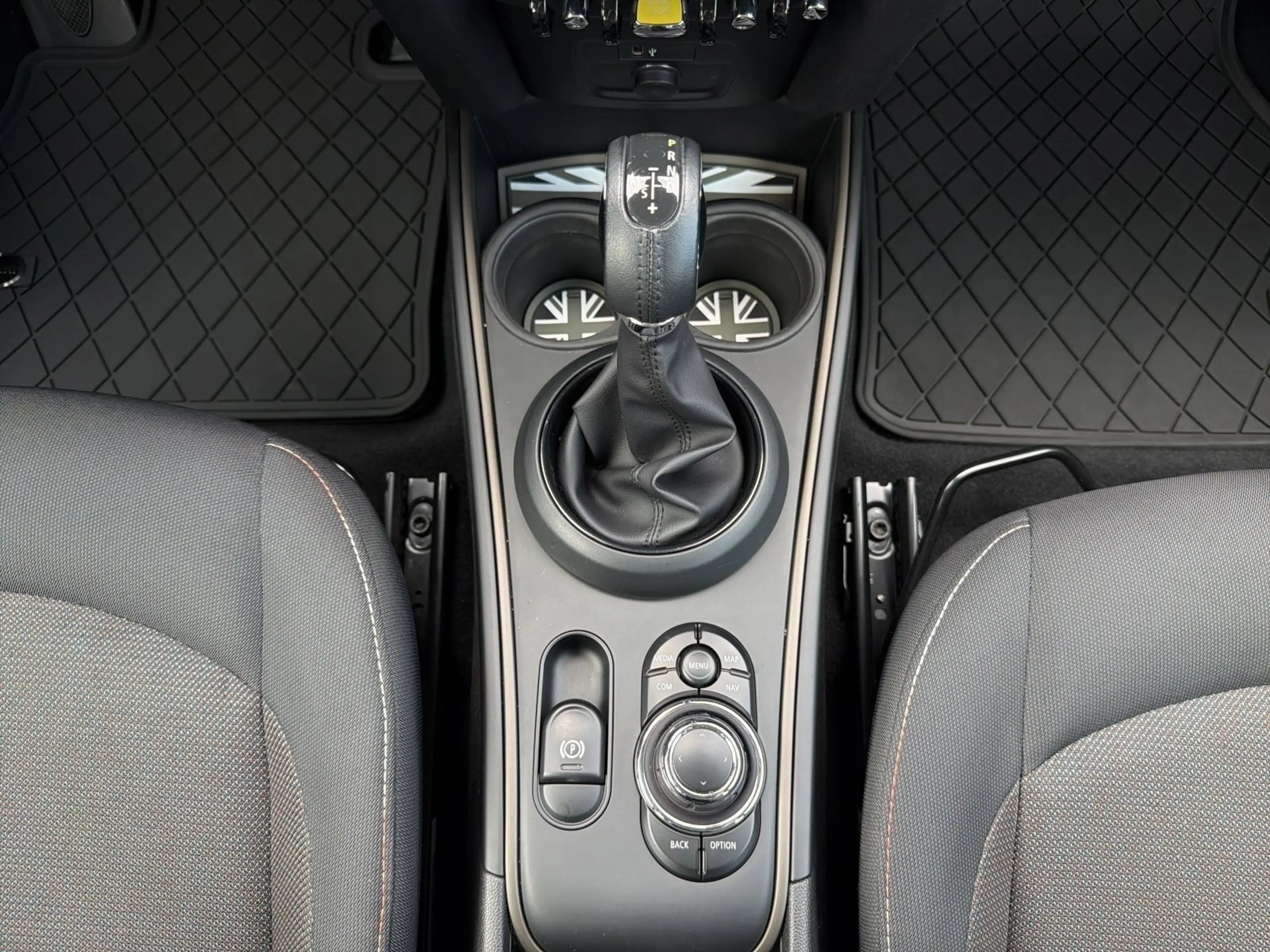 MINI Cooper SE Countryman Cooper SE ALL4 Countryman HEAD-UP RFK XDRIVE LED — photo 13