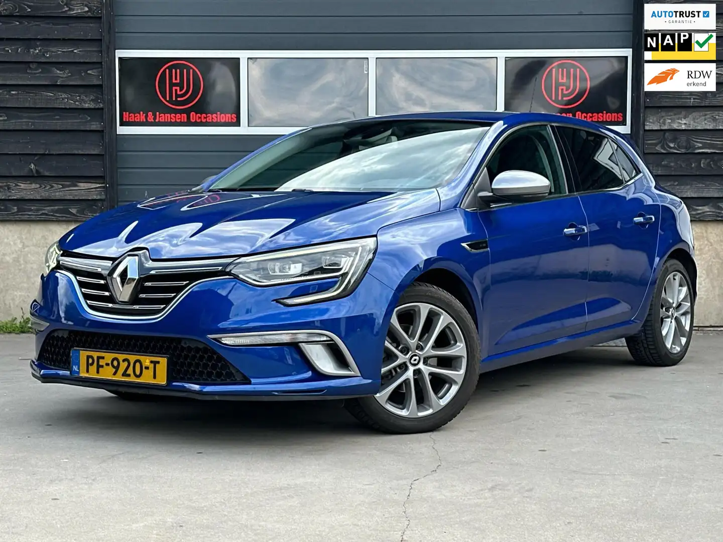 Renault Megane 1.2 TCe GT-Line - Automaat - Trekhaak - Camera - N Niebieski - 1