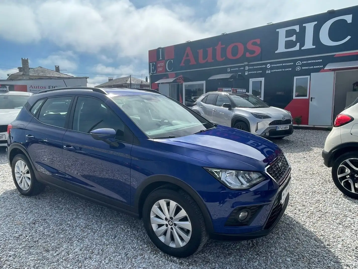 SEAT Arona 1.0 TSI S&S Xperience 110 Bleu - 1