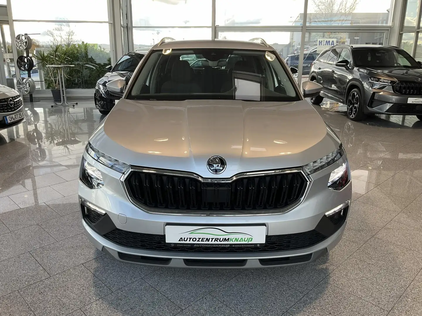 Skoda Kamiq 1.0TSI Selection R-Kam Lenkradheizung Climatronic Silber - 2