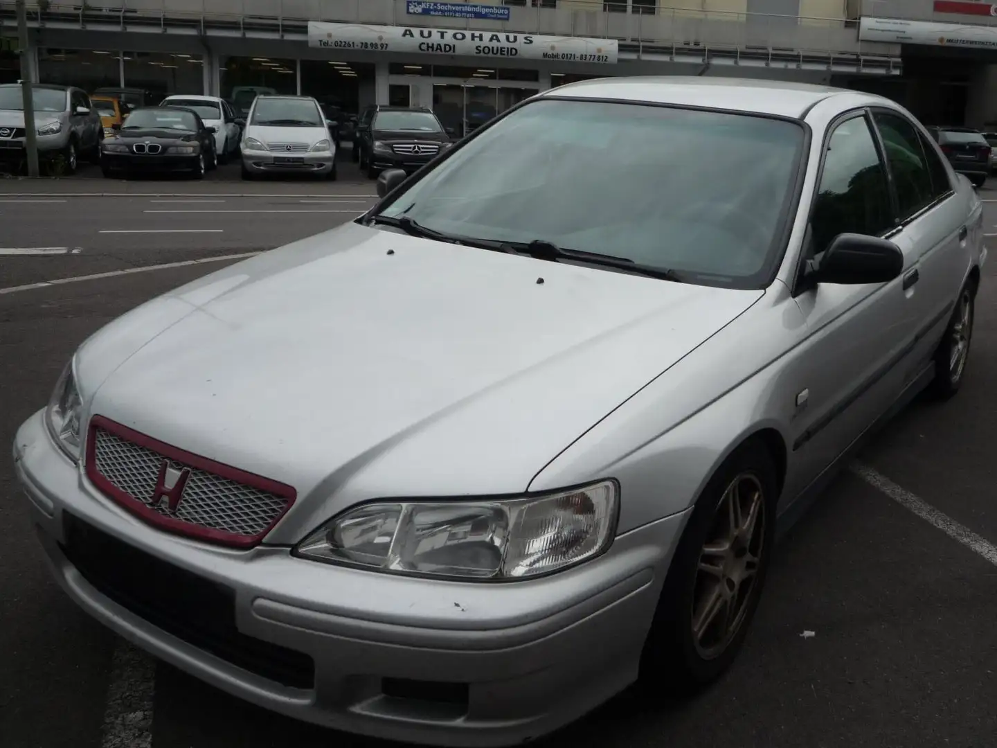 Honda Accord 1.8i ES Plateado - 1